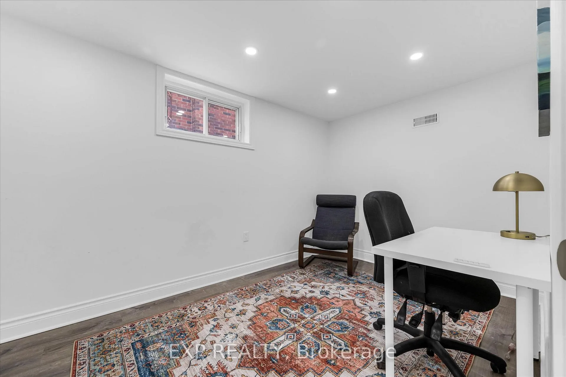 Photo 11 of Unit Bsmt, 86 Dana Drive, Hamilton, Balfour — HOMEH