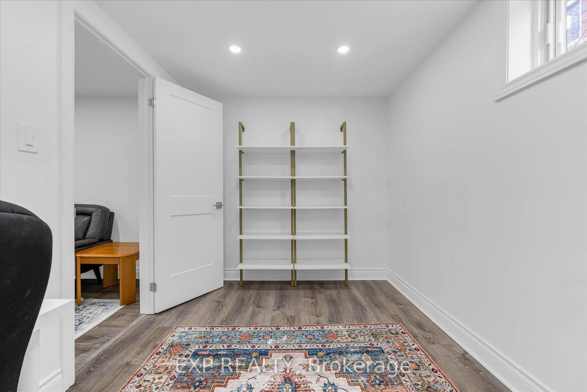 Photo 12 of Unit Bsmt, 86 Dana Drive, Hamilton, Balfour — HOMEH