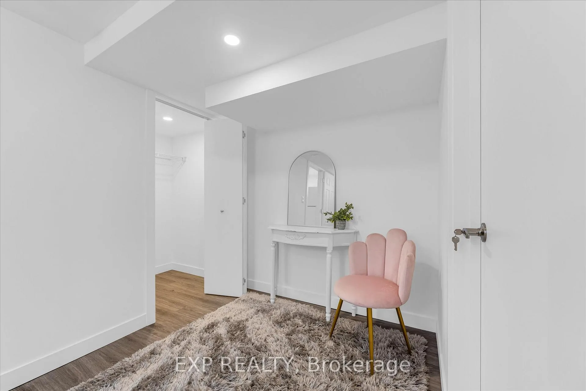 Photo 18 of Unit Bsmt, 86 Dana Drive, Hamilton, Balfour — HOMEH