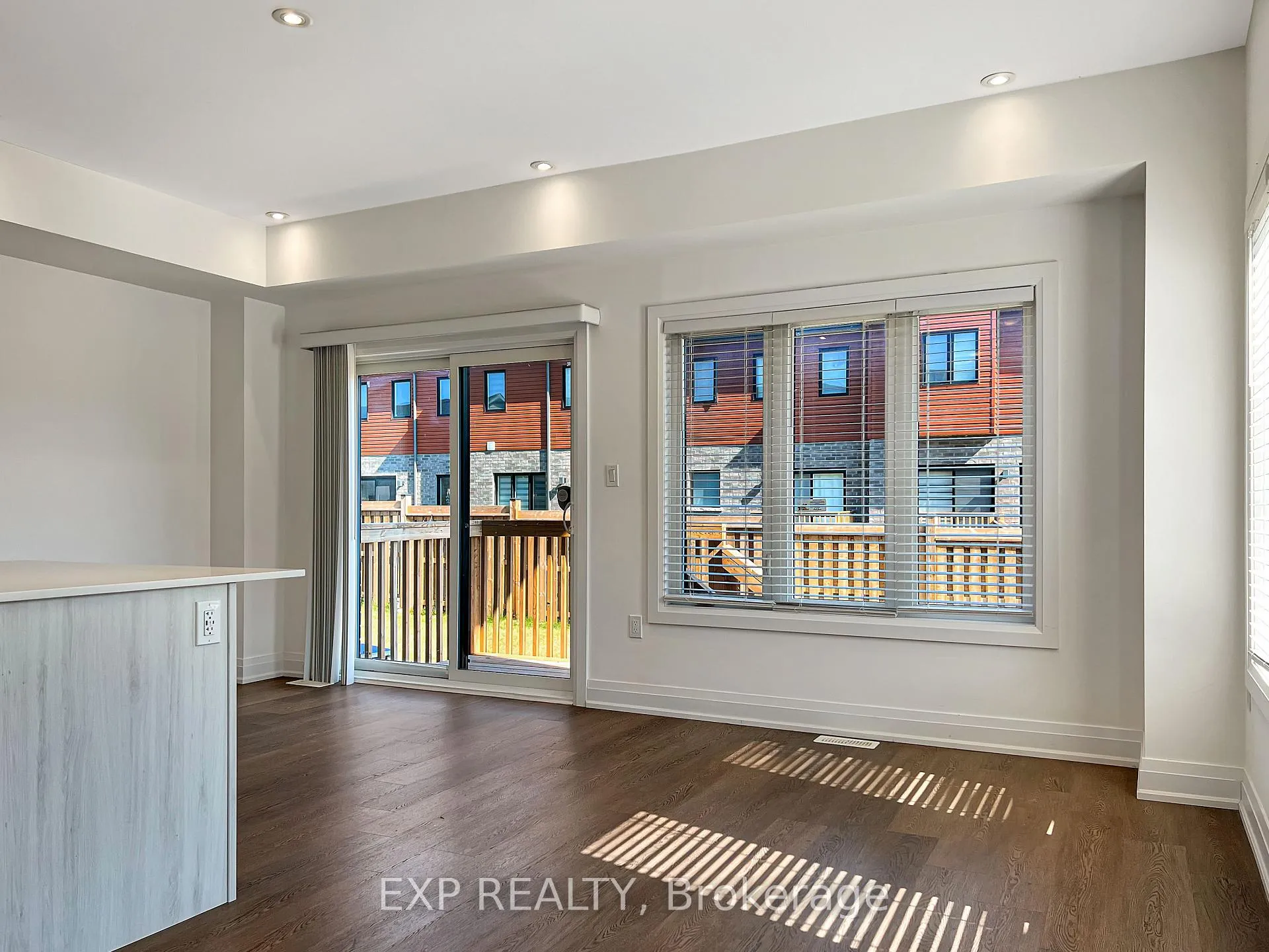 Photo 5 of 2 Haven Lane, Barrie, Painswick South — HOMEH