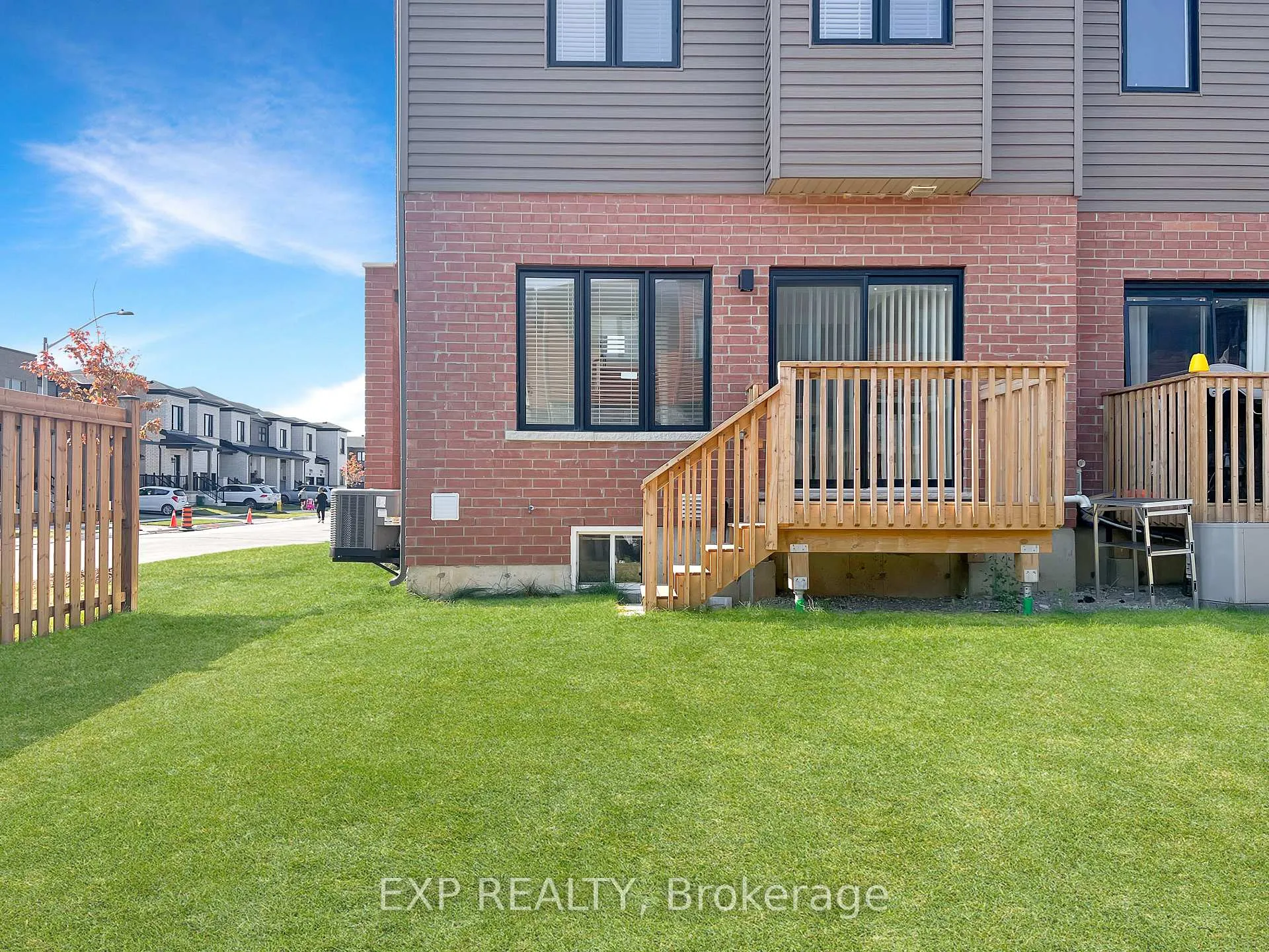 Photo 32 of 2 Haven Lane, Barrie, Painswick South — HOMEH