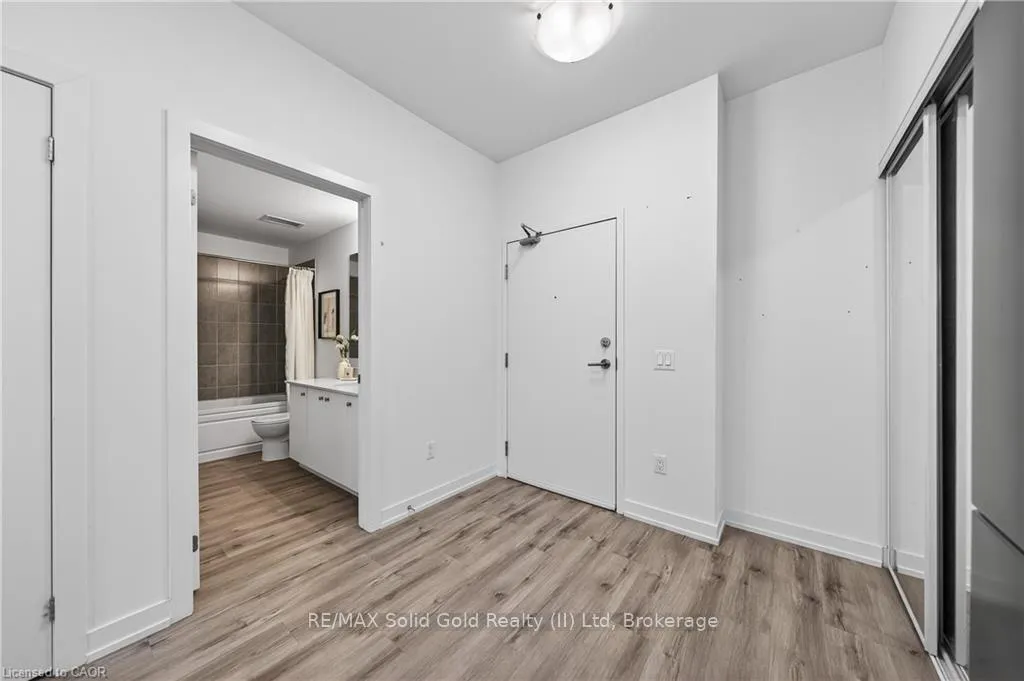 Photo 5 of Unit 210, 247 Northfield Drive E, Waterloo, Colonial Acres — HOMEH