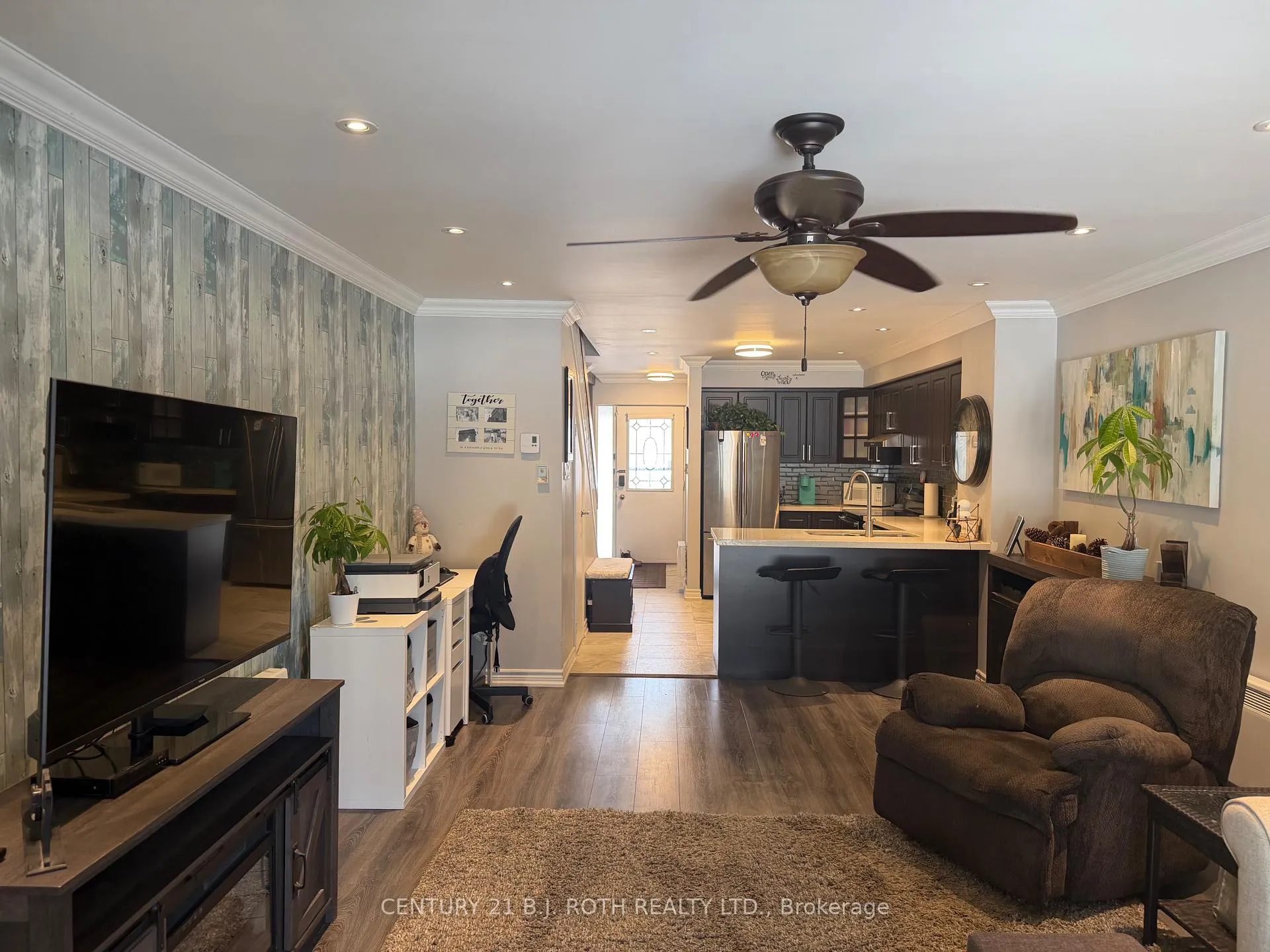Photo 9 of Unit 6, 70 Laguna Parkway, Ramara, Brechin — HOMEH