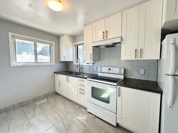 Photo 3 of Unit Main, 368 Sharon Avenue, Oshawa, Lakeview — HOMEH