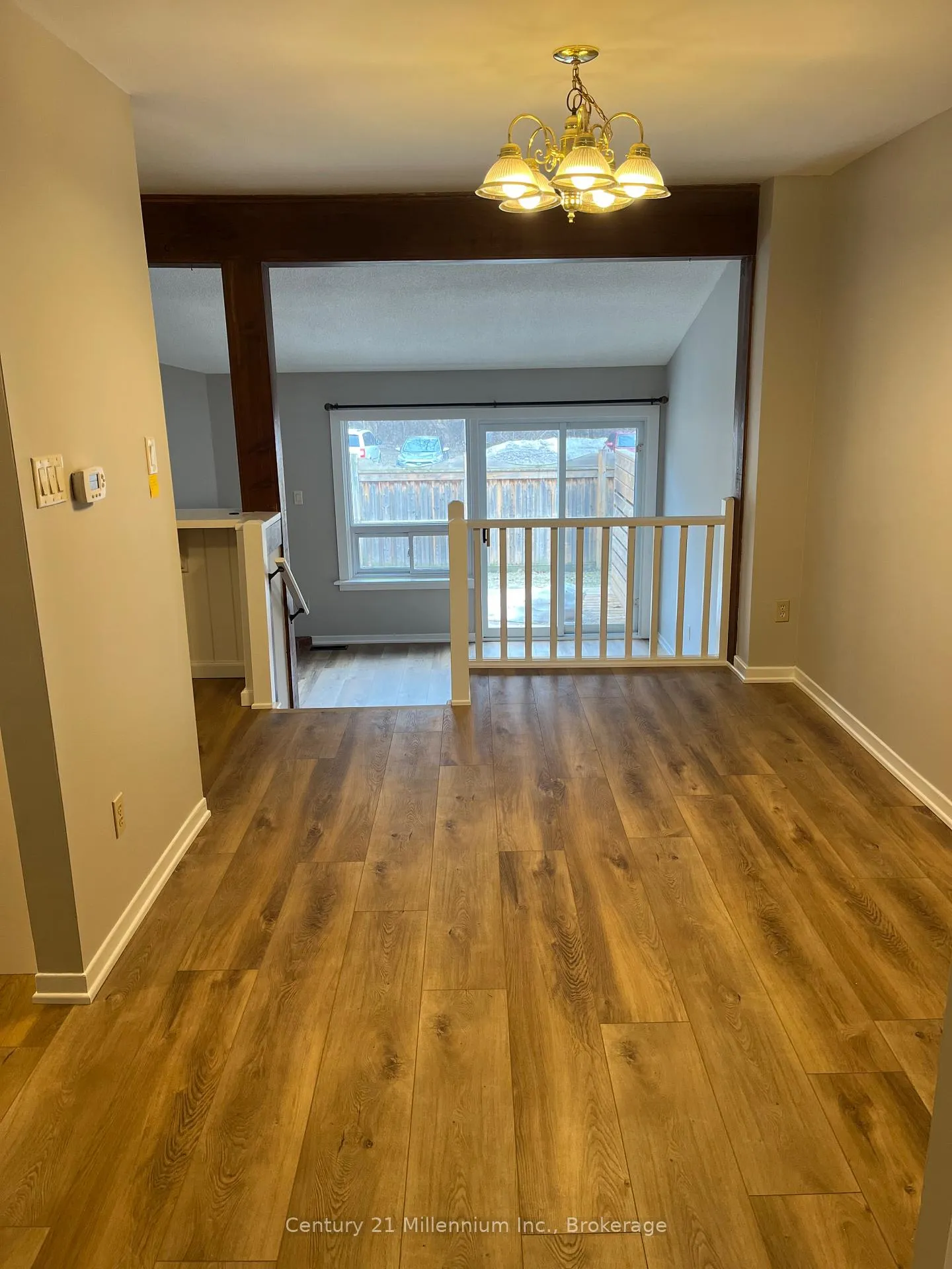 Photo 5 of 601 Tenth Street, Collingwood — HOMEH