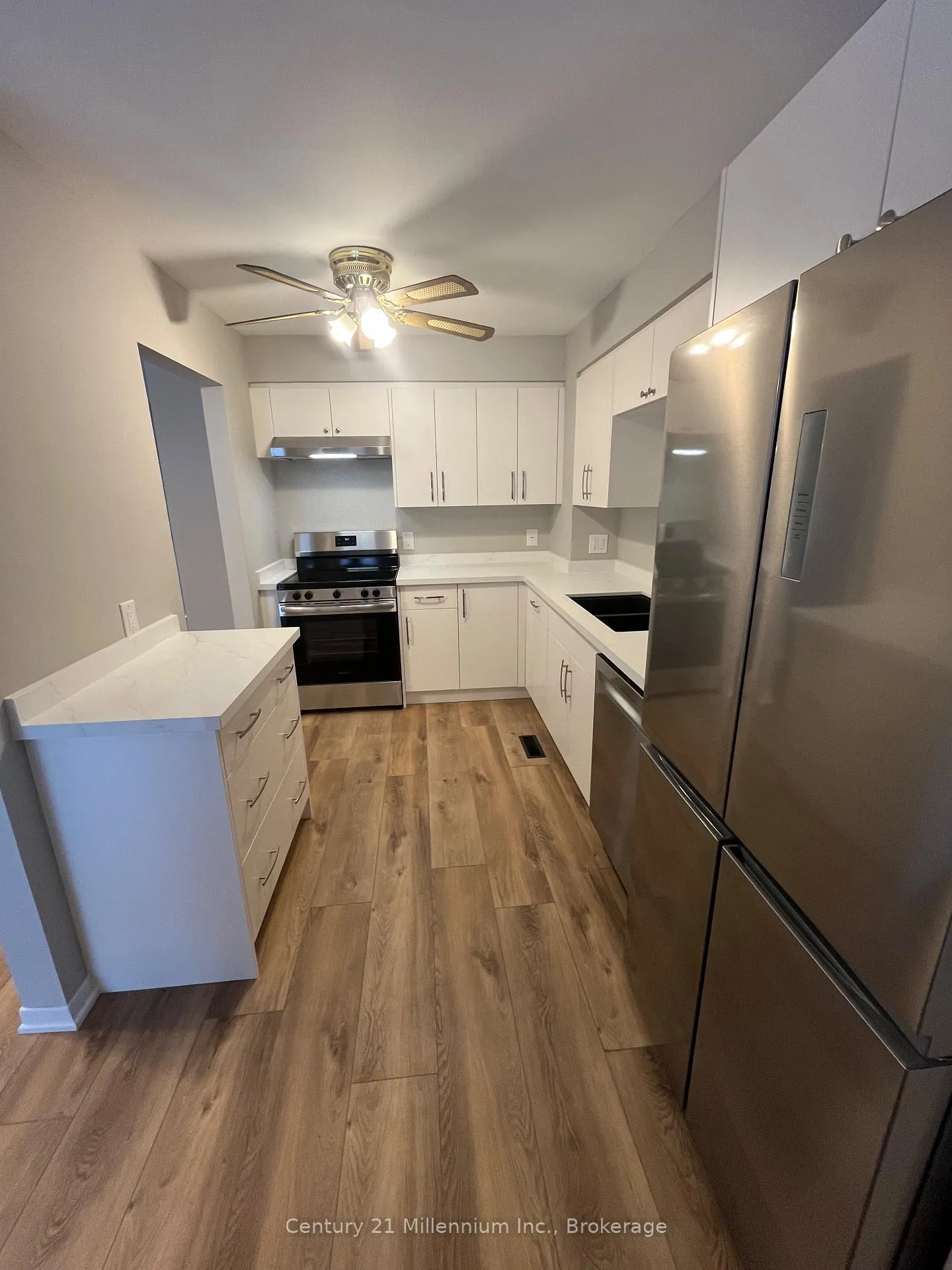 Photo 8 of 601 Tenth Street, Collingwood — HOMEH