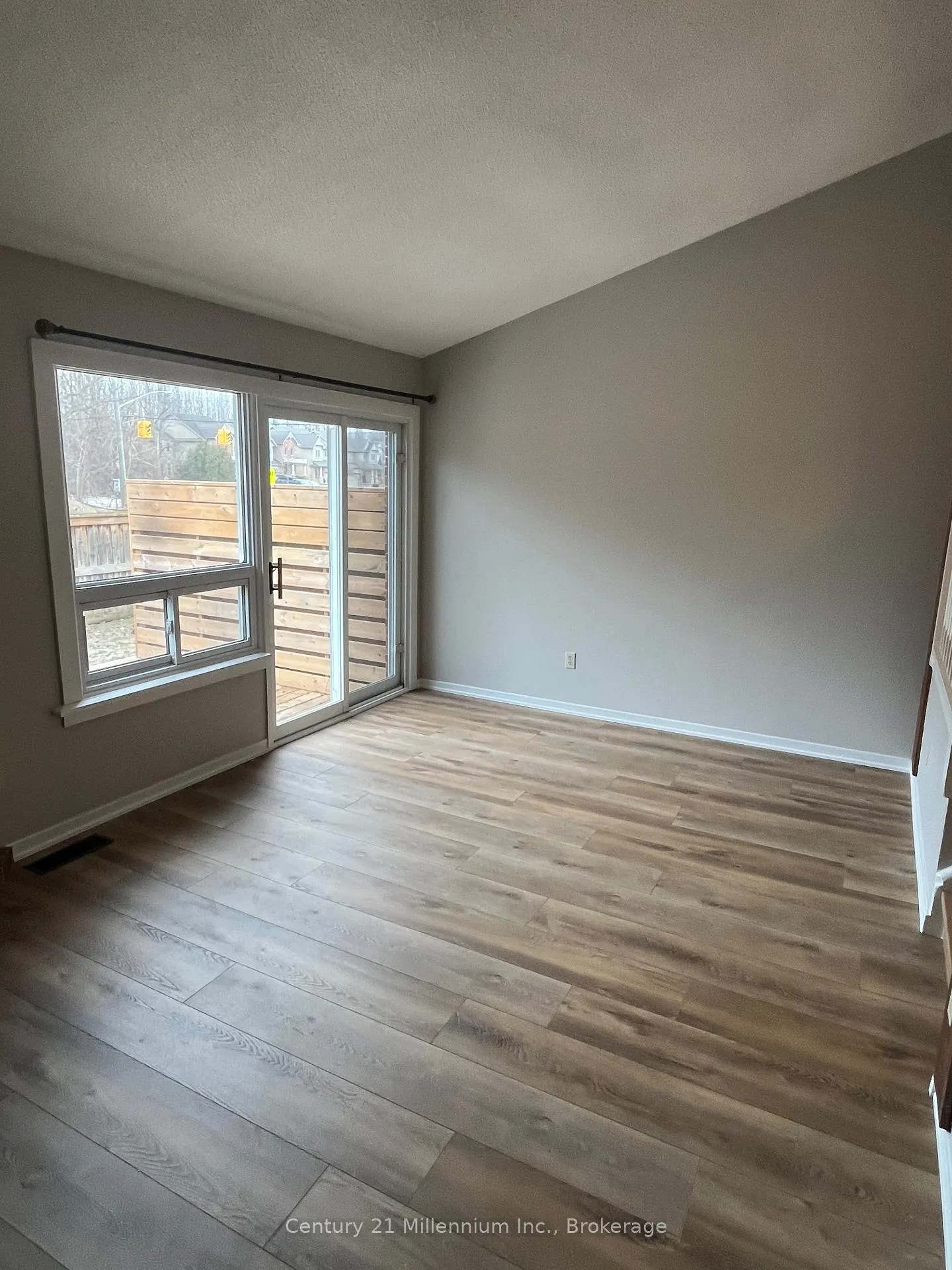 Photo 15 of 601 Tenth Street, Collingwood — HOMEH