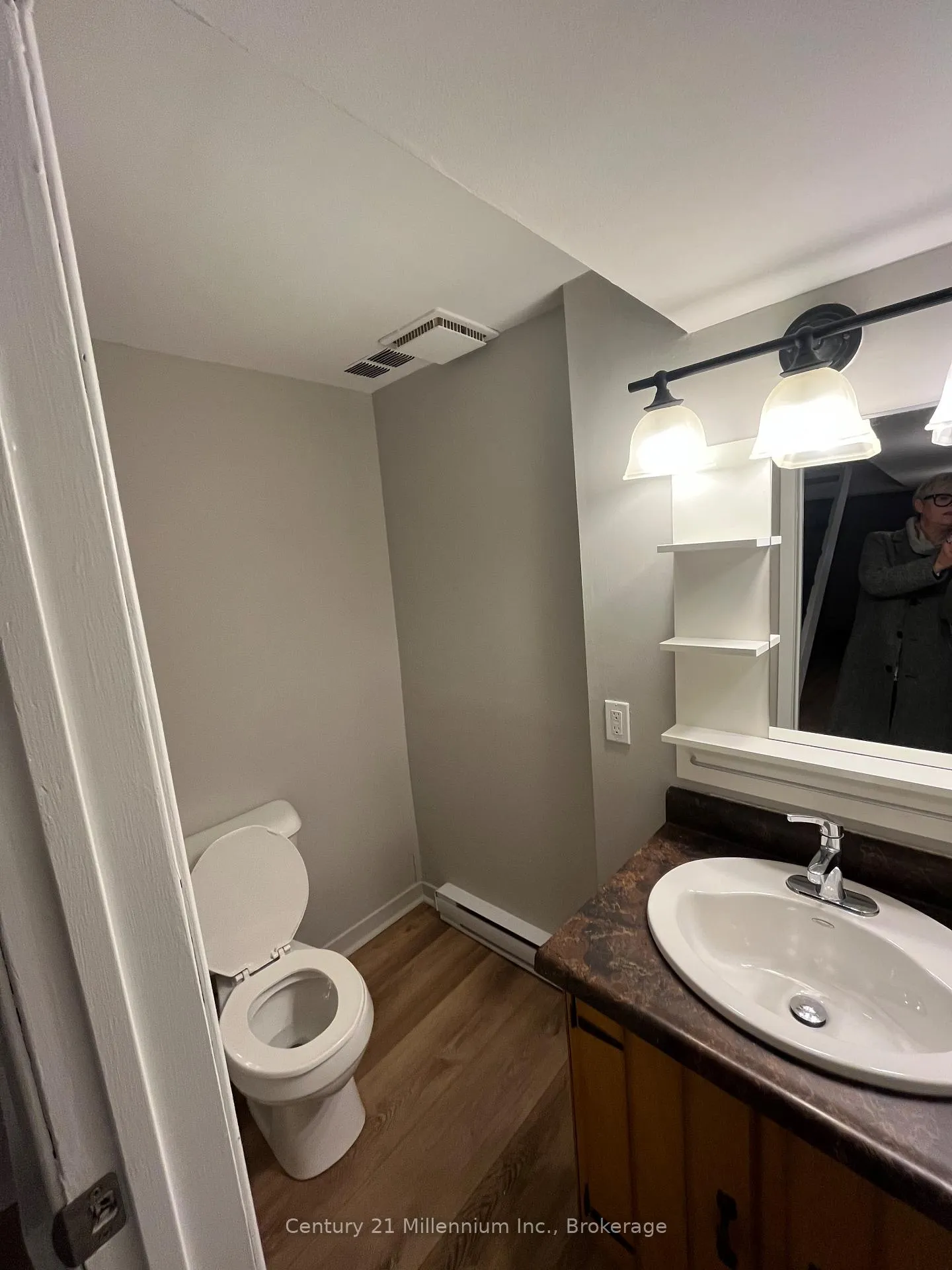 Photo 22 of 601 Tenth Street, Collingwood — HOMEH