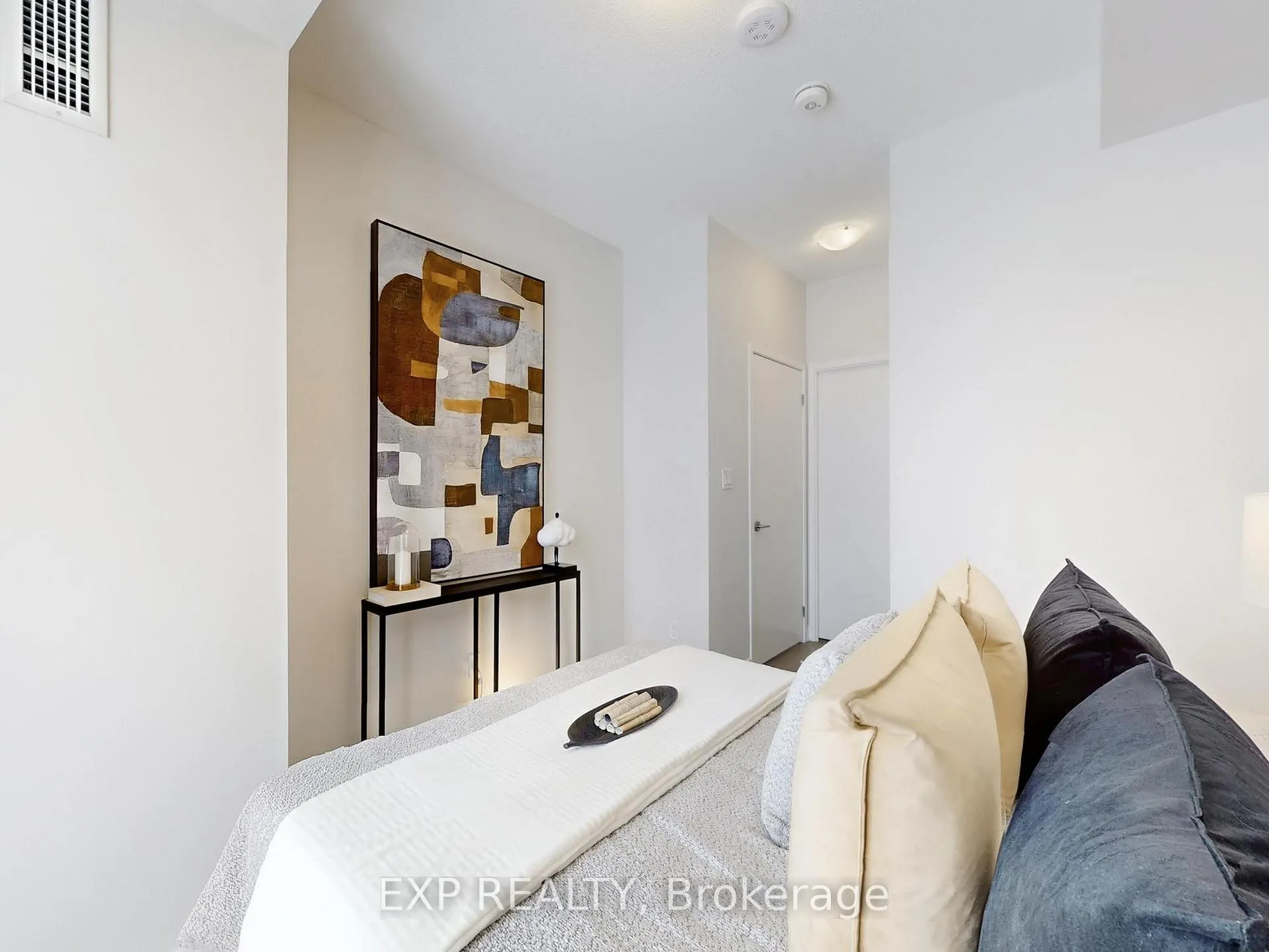 Photo 12 of Unit 1411, 292 Verdale Crossing, Markham, Unionville — HOMEH