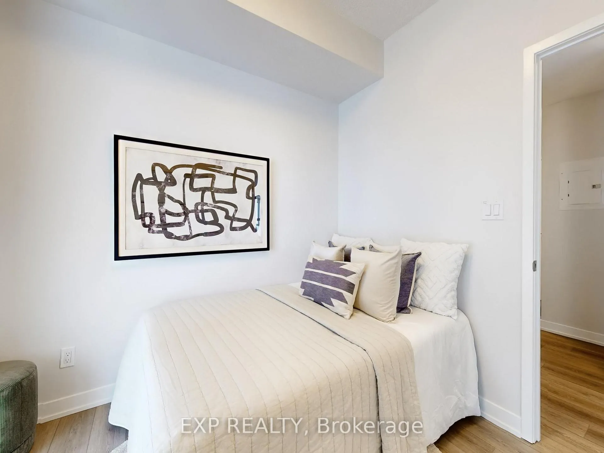 Photo 15 of Unit 1411, 292 Verdale Crossing, Markham, Unionville — HOMEH