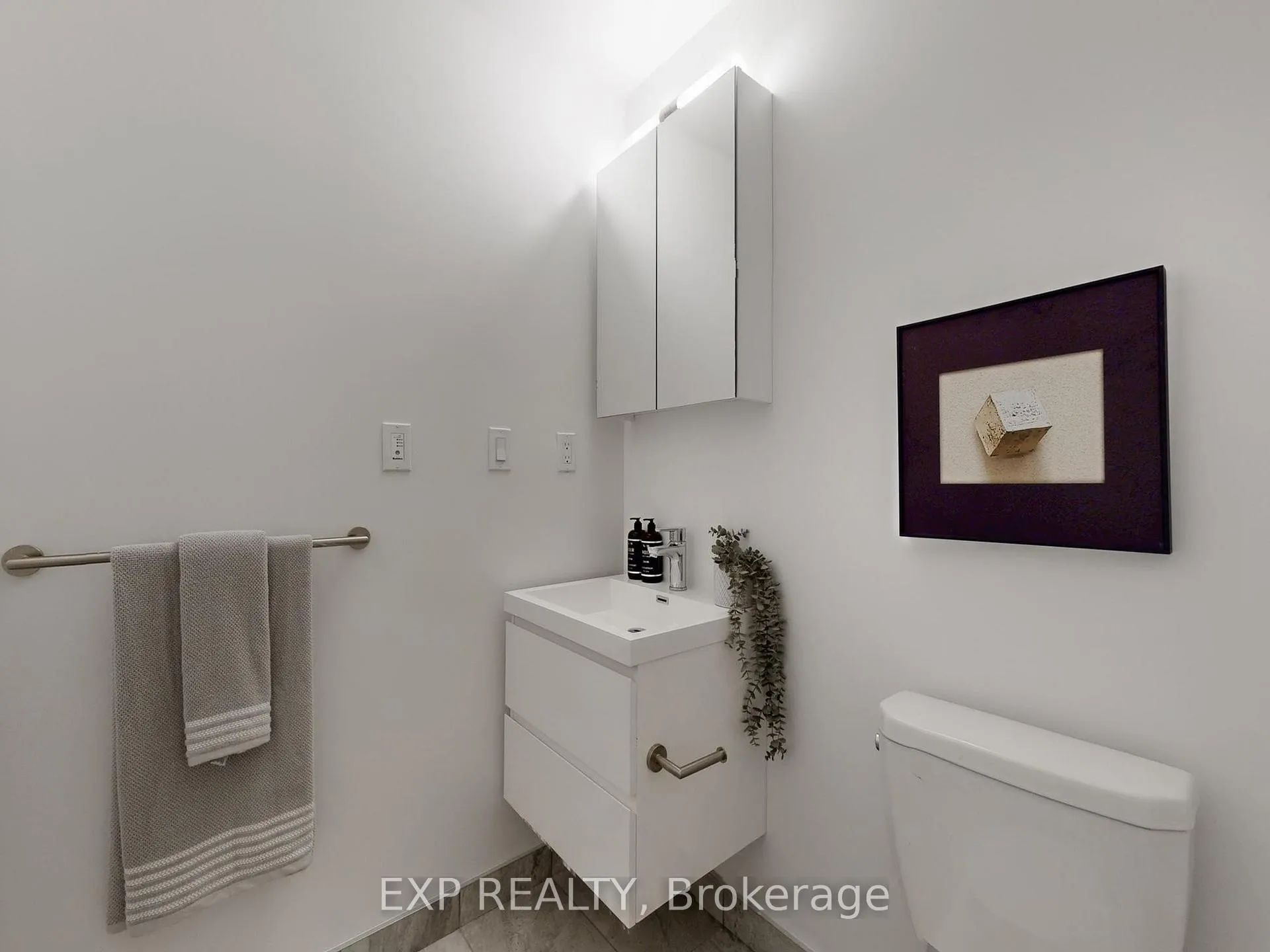Photo 16 of Unit 1411, 292 Verdale Crossing, Markham, Unionville — HOMEH