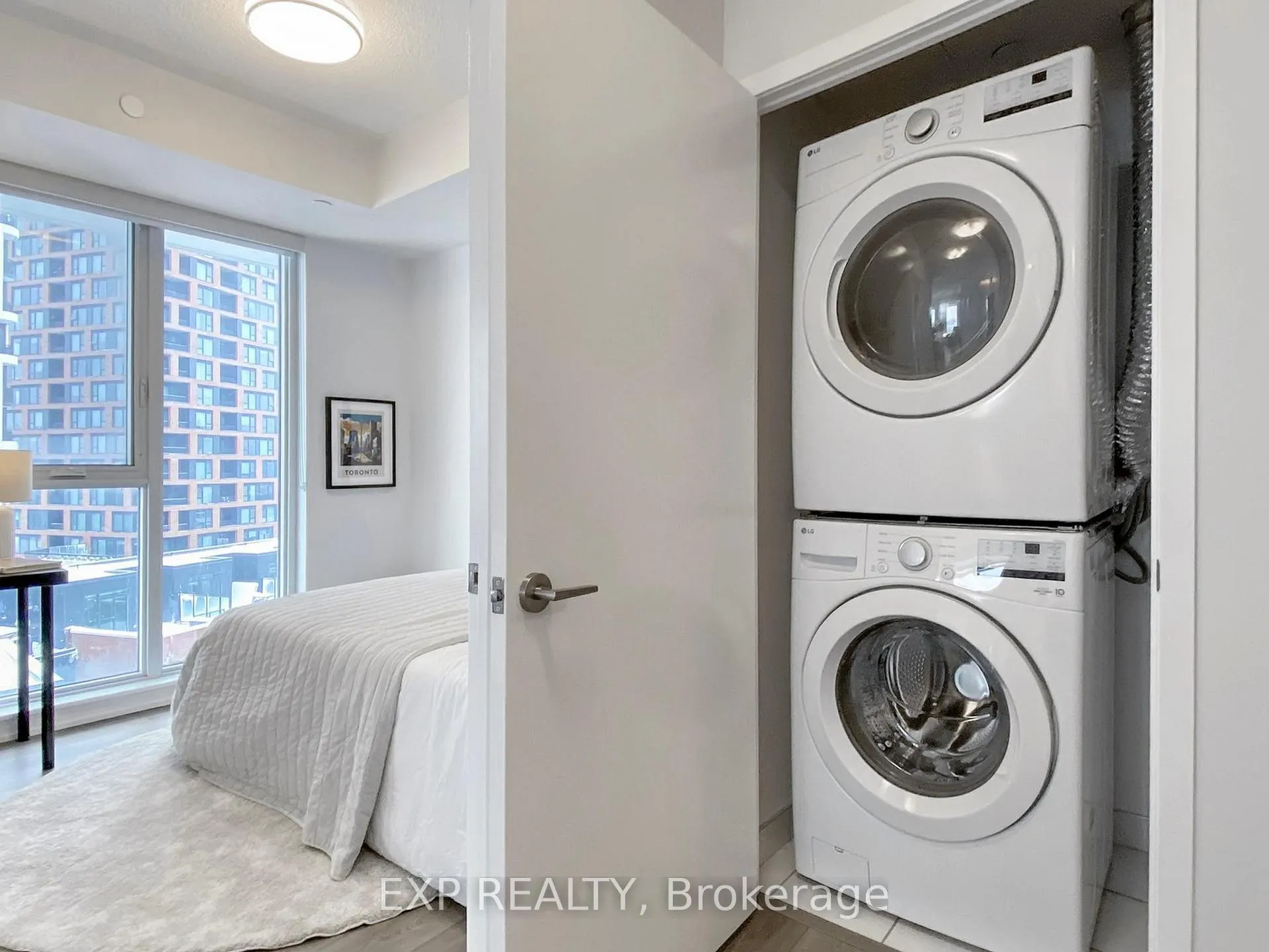 Photo 19 of Unit 1411, 292 Verdale Crossing, Markham, Unionville — HOMEH