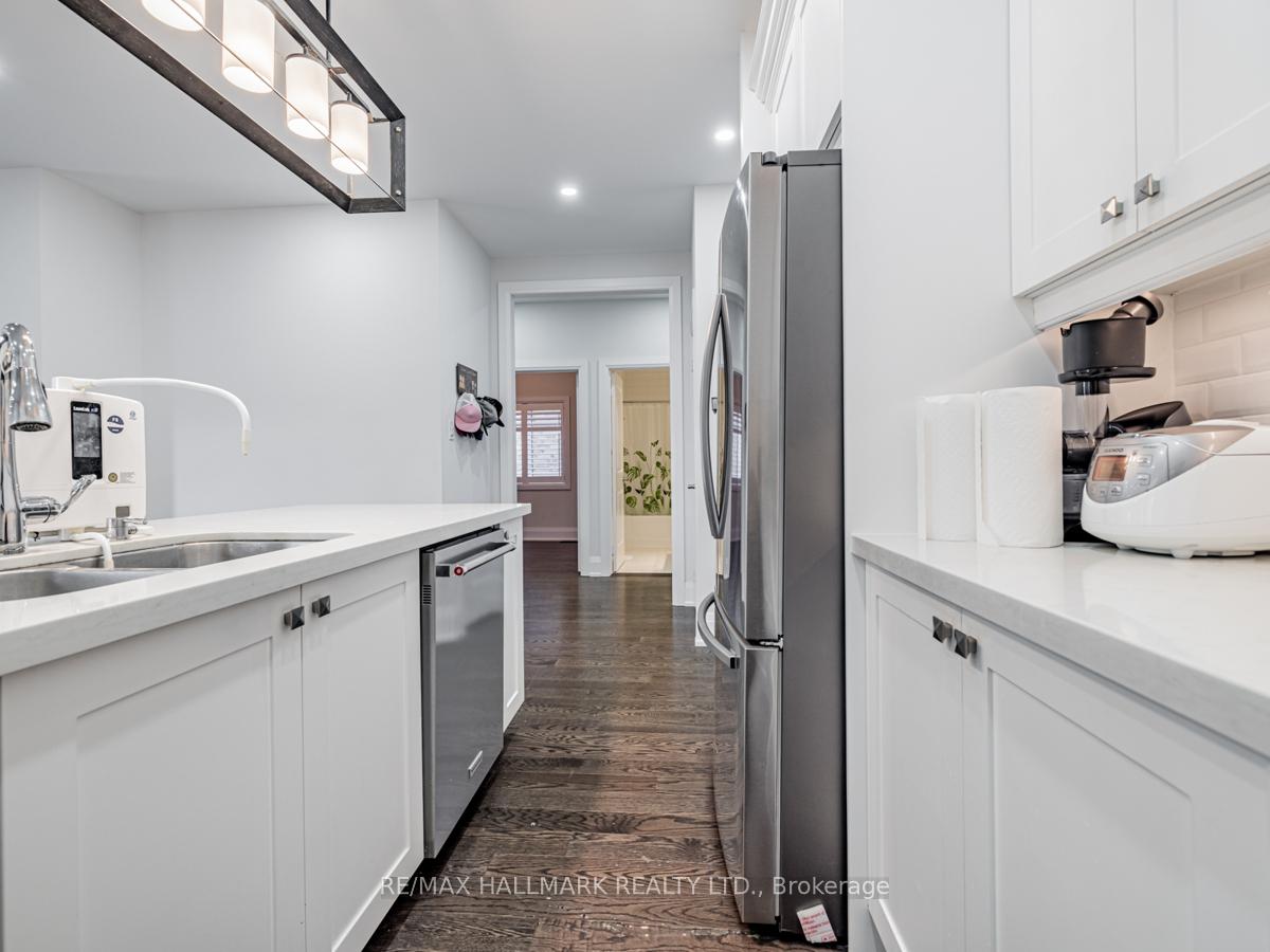 Photo 7 of 1538 Farrow Crescent, Innisfil, Rural Innisfil — HOMEH