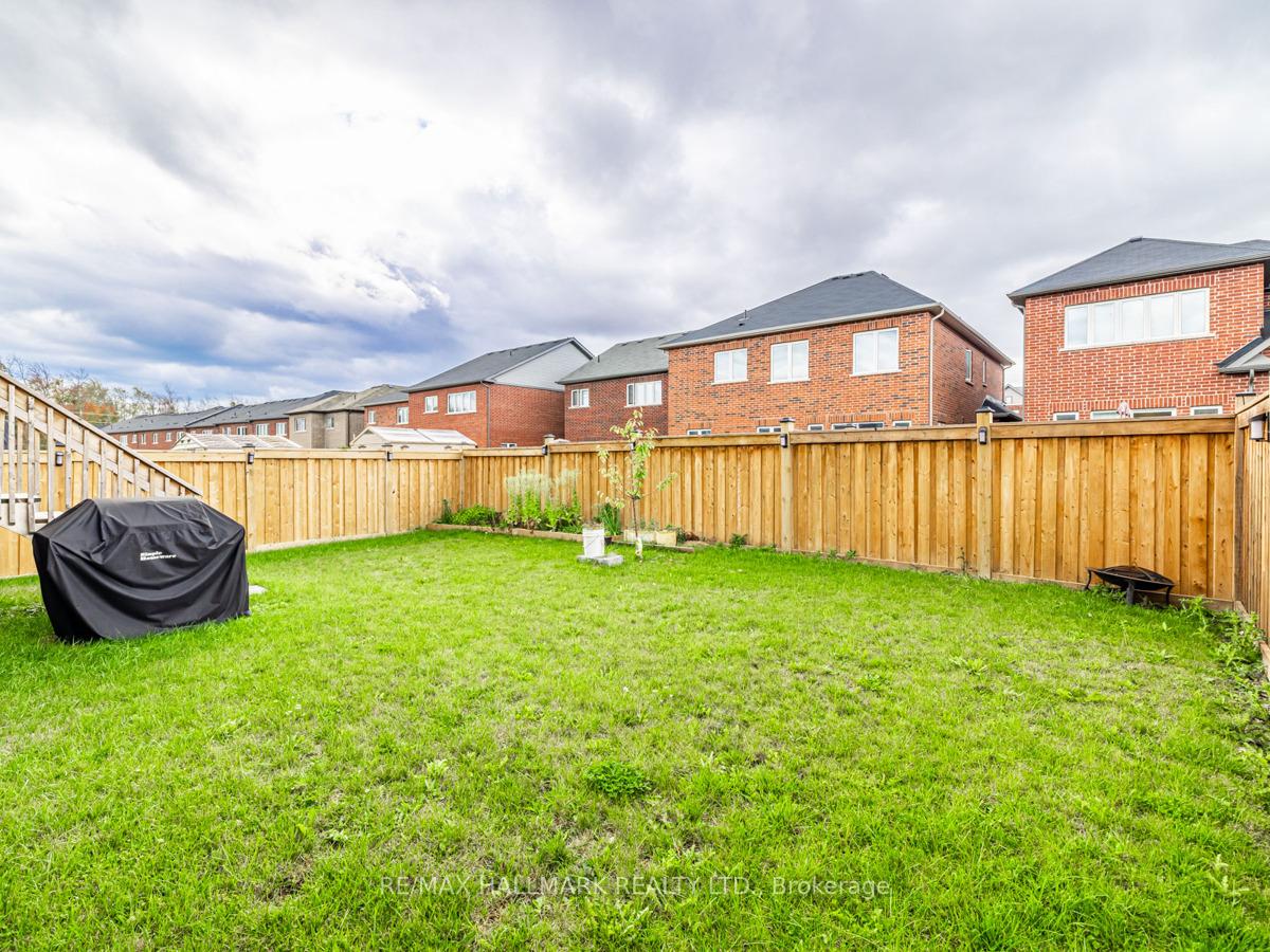 Photo 33 of 1538 Farrow Crescent, Innisfil, Rural Innisfil — HOMEH