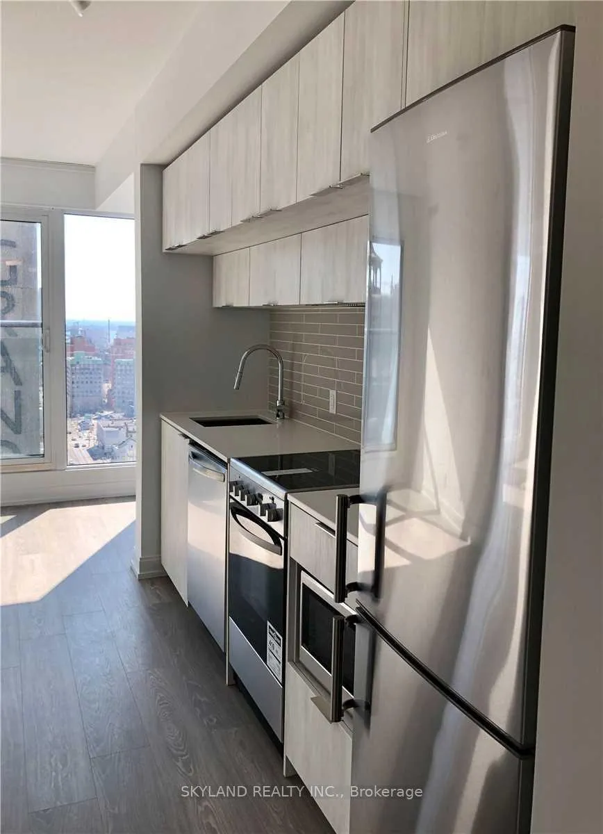 Photo 3 of Unit 2108, 181 Dundas Street E, Toronto, Church-Yonge Corridor — HOMEH