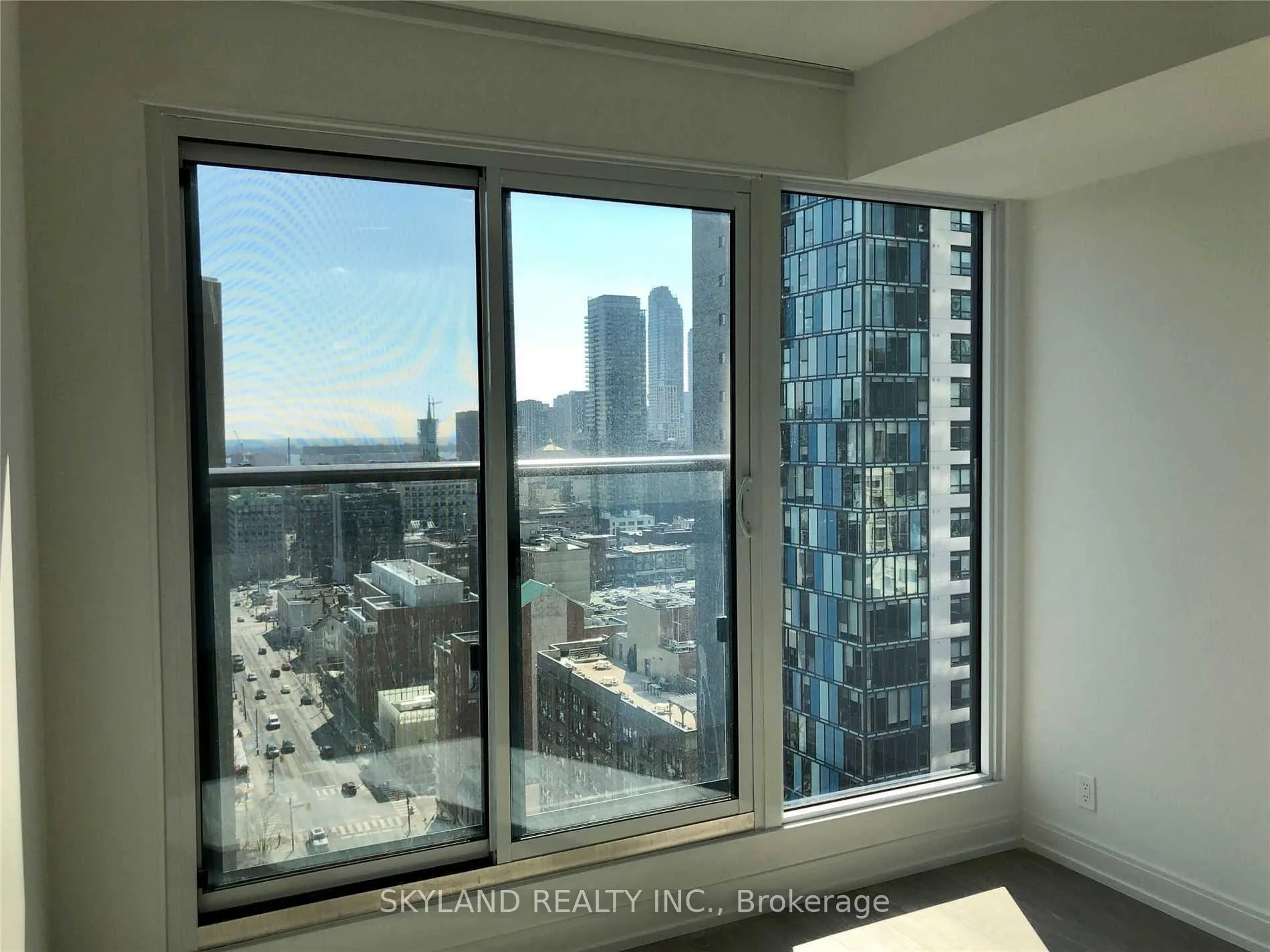 Photo 5 of Unit 2108, 181 Dundas Street E, Toronto, Church-Yonge Corridor — HOMEH