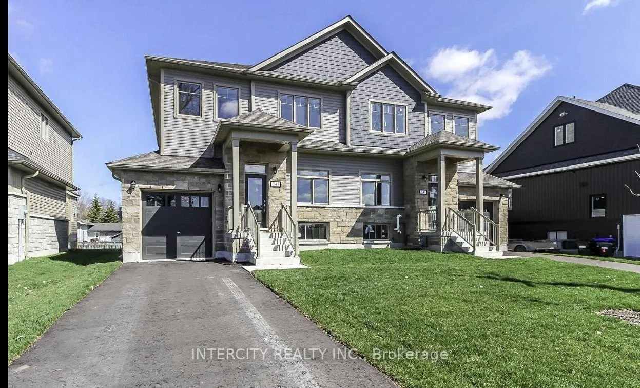 Photo 2 of 343 Quebec Street, Clearview, Stayner — HOMEH