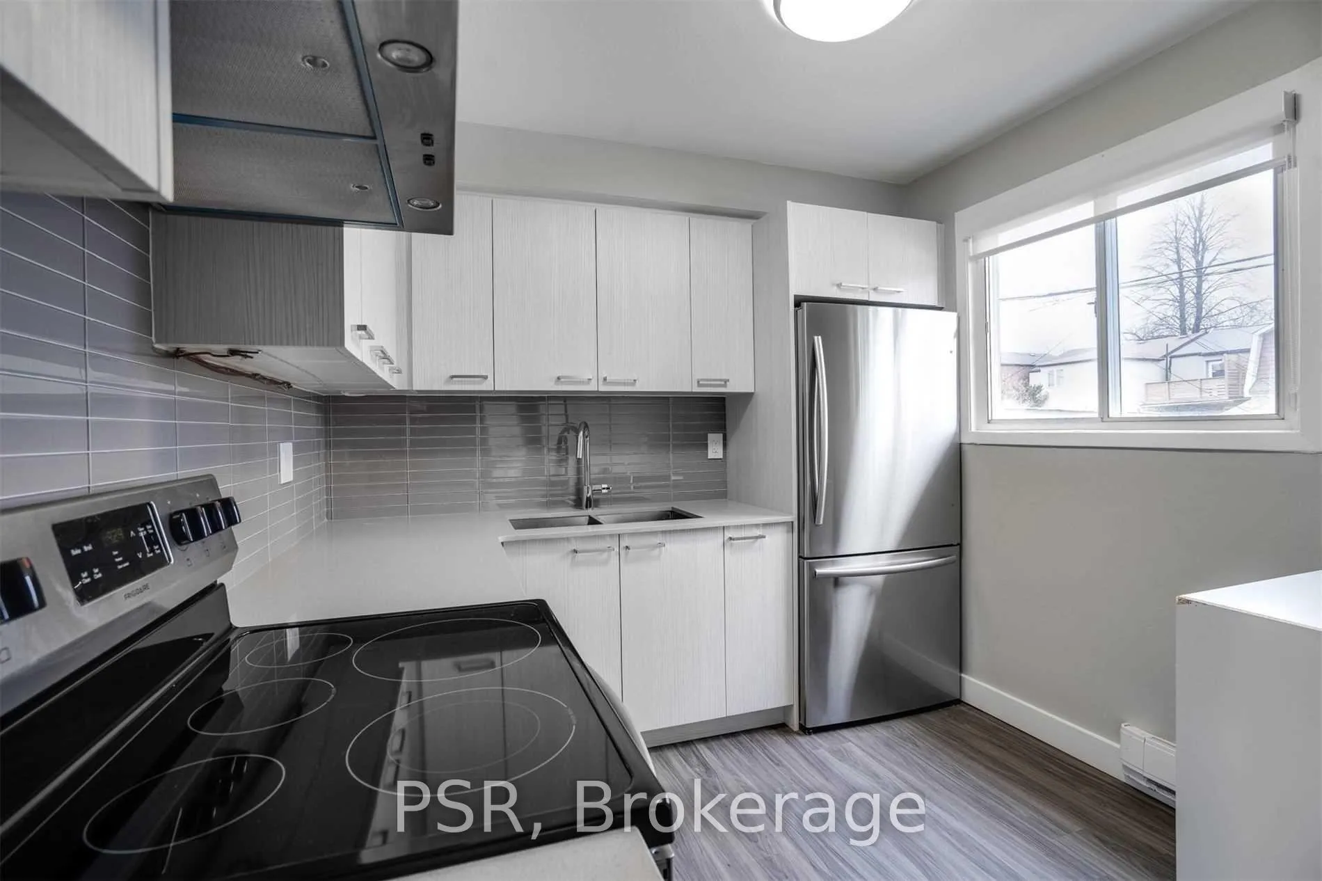 Photo 5 of Unit 17, 2 Blackthorn Avenue, Toronto, Weston-Pellam Park — HOMEH