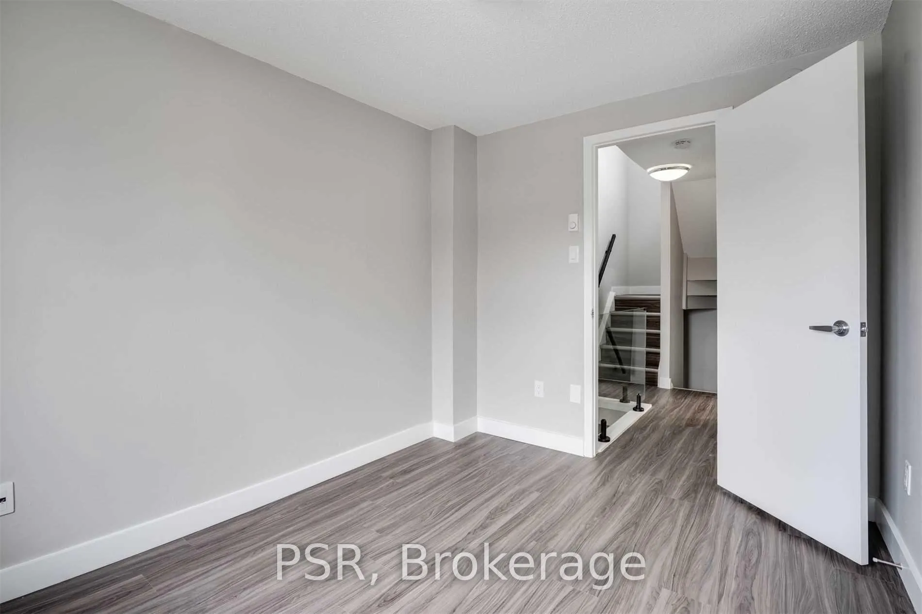 Photo 9 of Unit 17, 2 Blackthorn Avenue, Toronto, Weston-Pellam Park — HOMEH