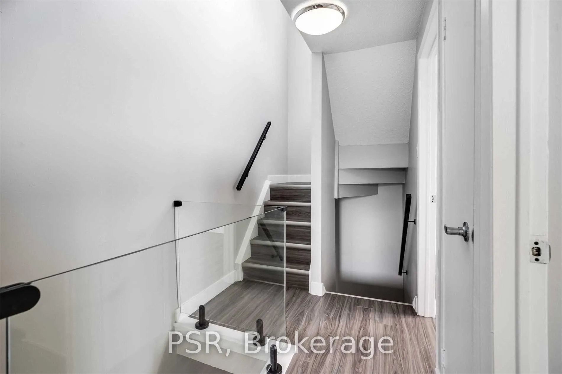 Photo 13 of Unit 17, 2 Blackthorn Avenue, Toronto, Weston-Pellam Park — HOMEH