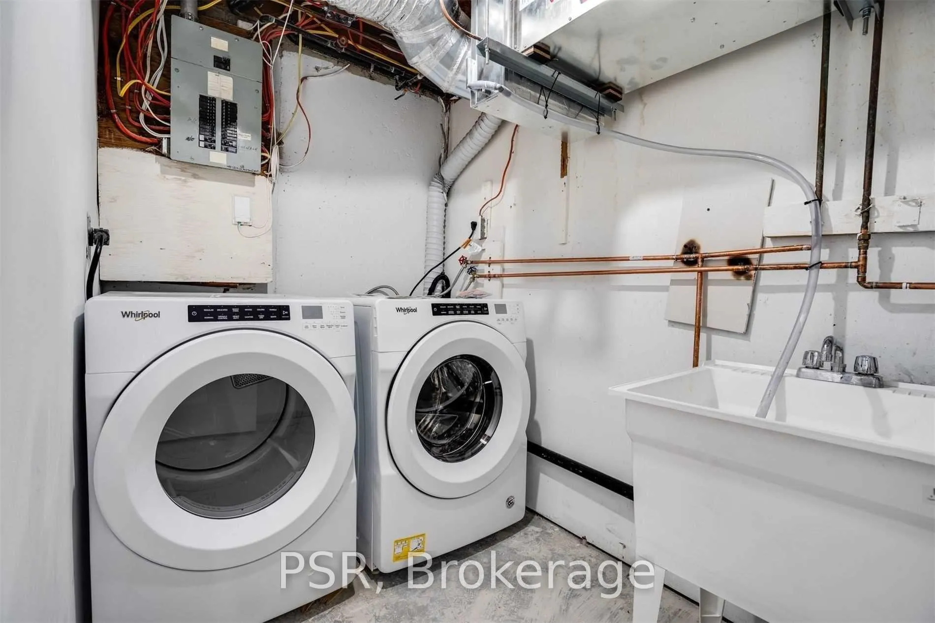 Photo 23 of Unit 17, 2 Blackthorn Avenue, Toronto, Weston-Pellam Park — HOMEH
