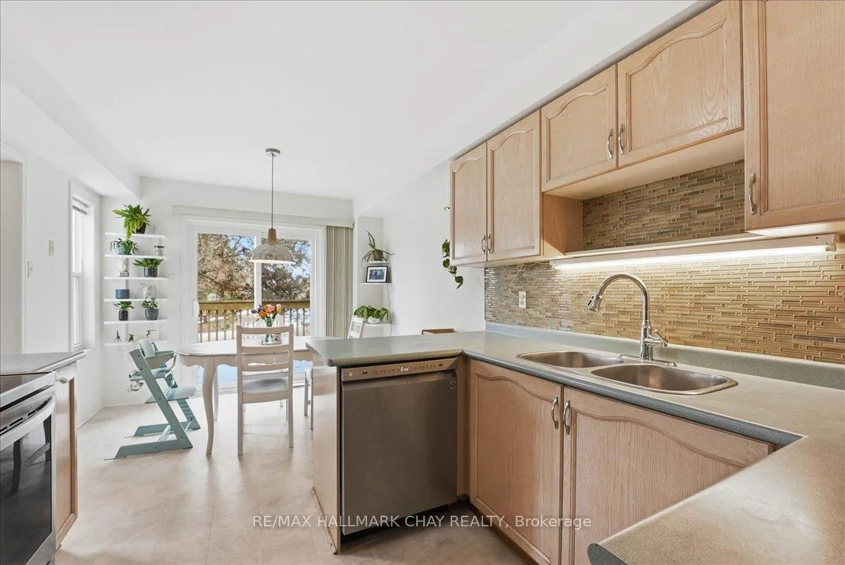 Photo 15 of Unit 26, 120 D'ambrosio Drive, Barrie, Painswick North — HOMEH