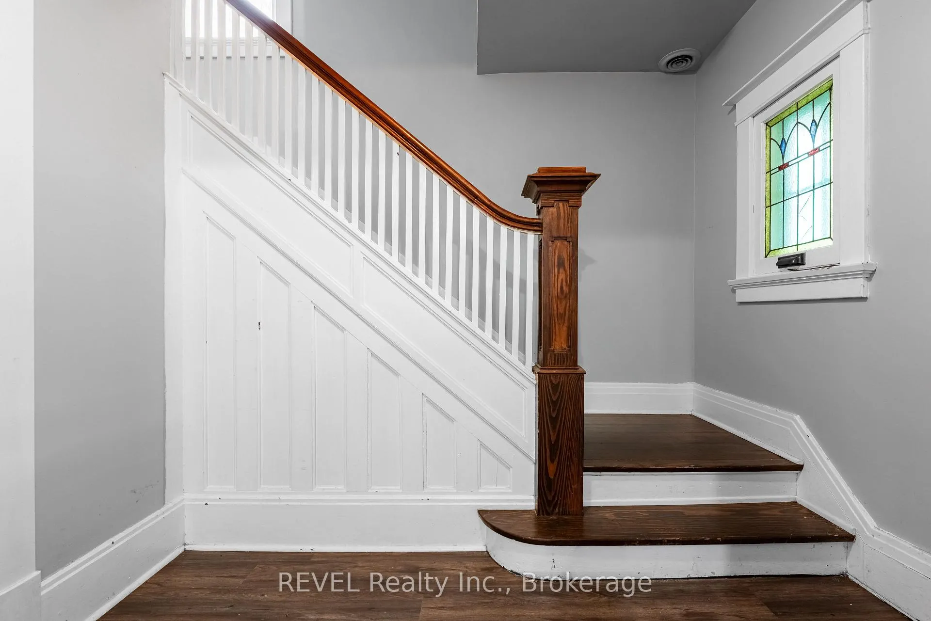 Photo 4 of 17 Beecher Street, St. Catharines, Downtown — HOMEH