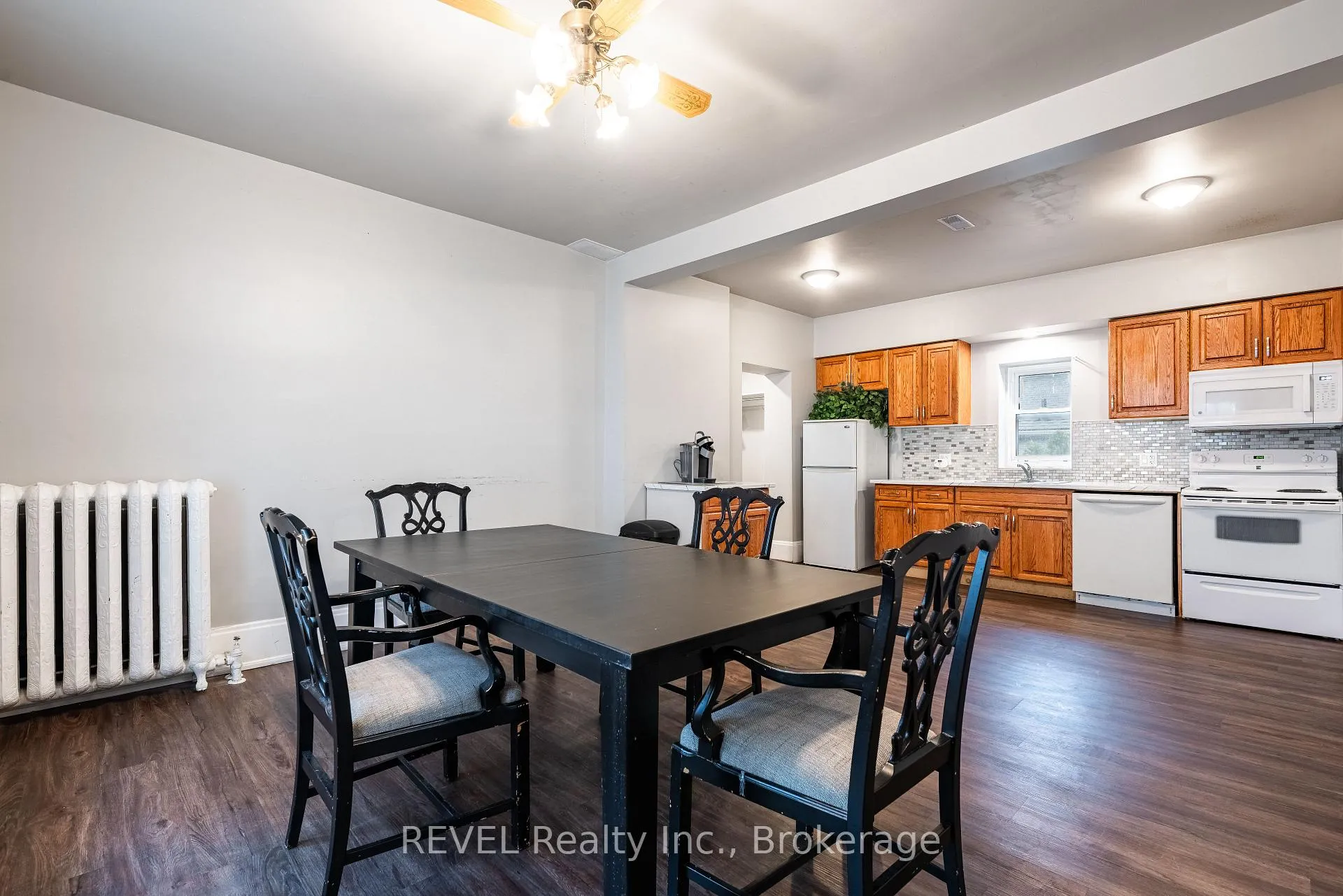 Photo 16 of 17 Beecher Street, St. Catharines, Downtown — HOMEH