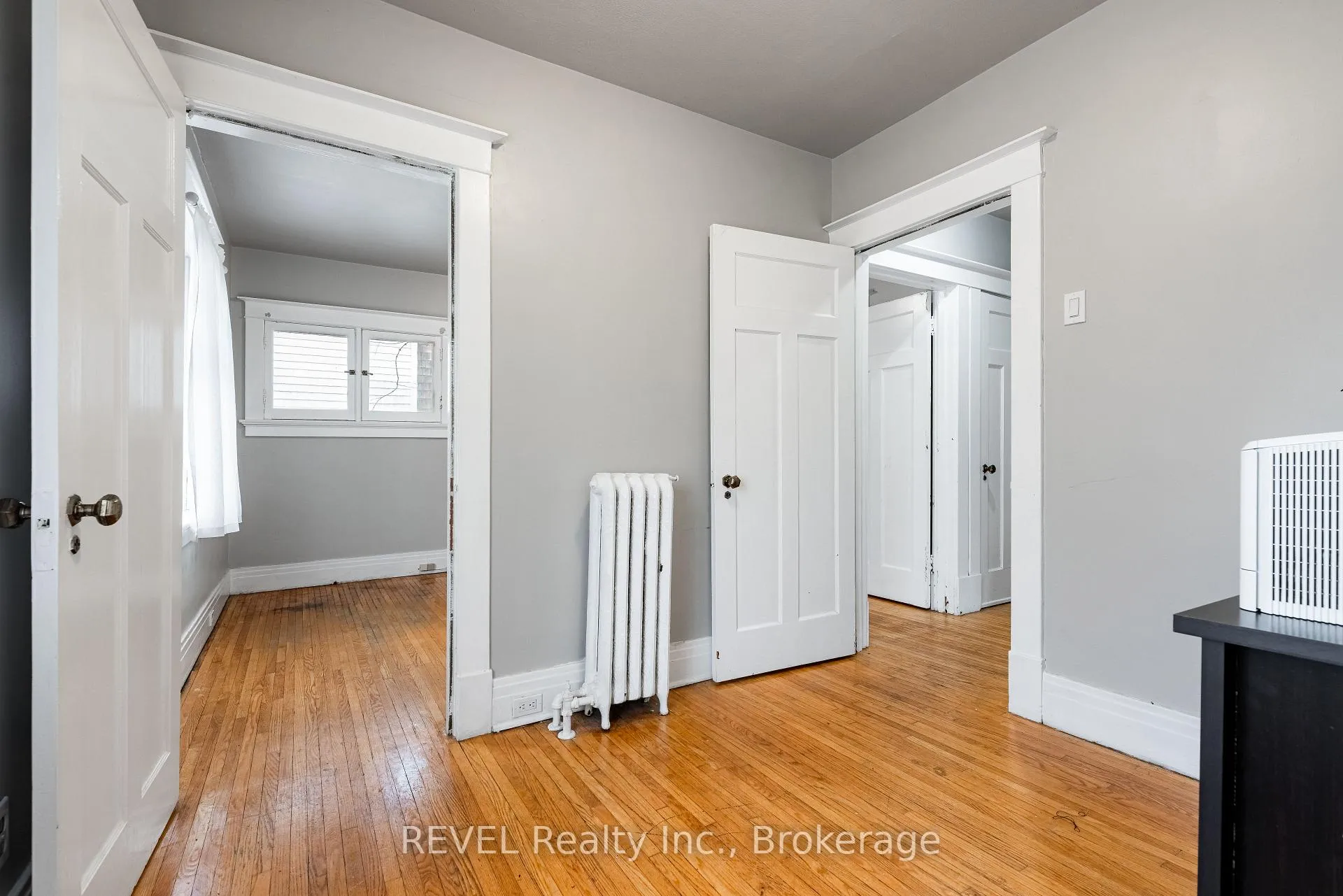 Photo 24 of 17 Beecher Street, St. Catharines, Downtown — HOMEH