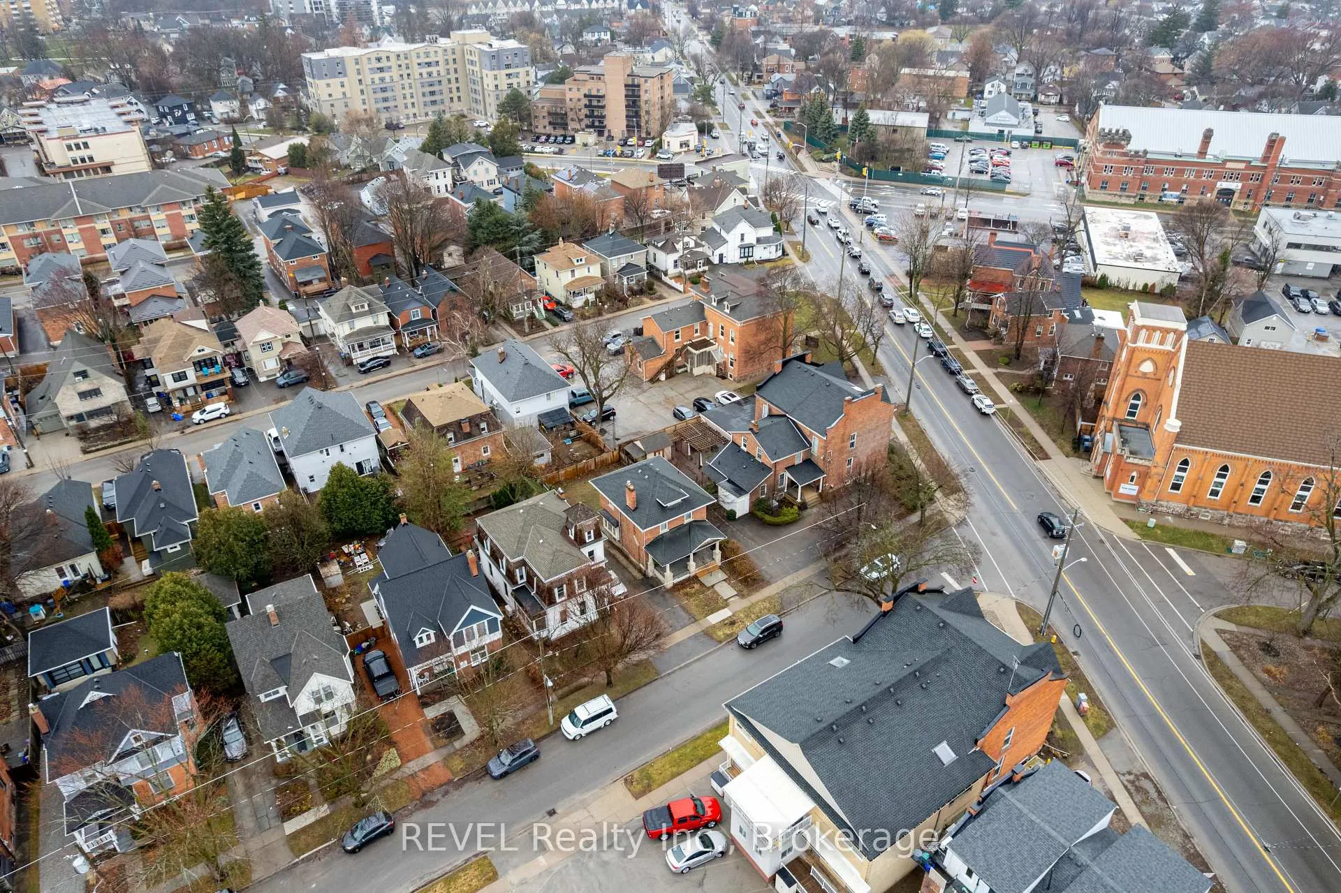 Photo 42 of 17 Beecher Street, St. Catharines, Downtown — HOMEH