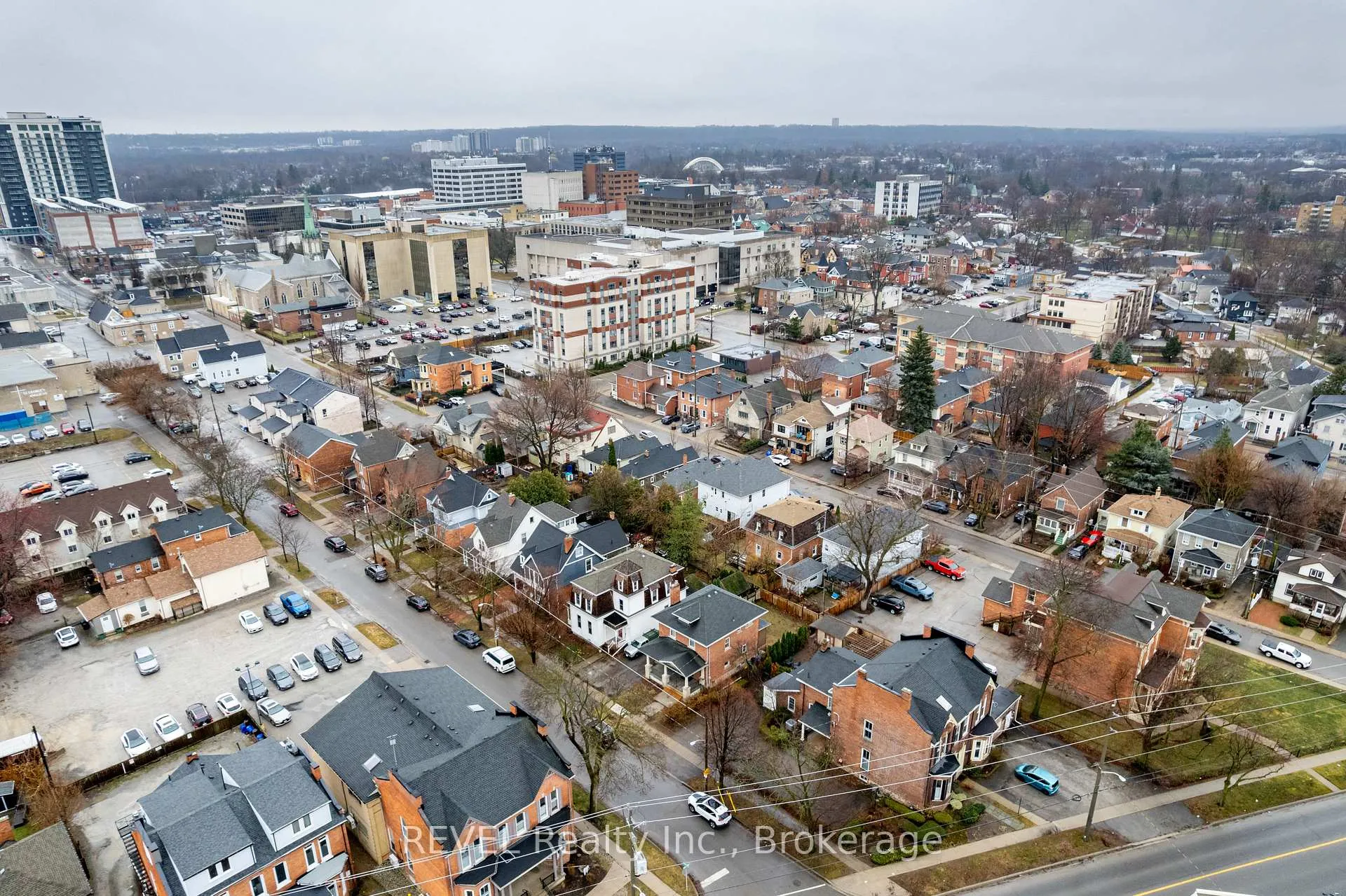 Photo 44 of 17 Beecher Street, St. Catharines, Downtown — HOMEH