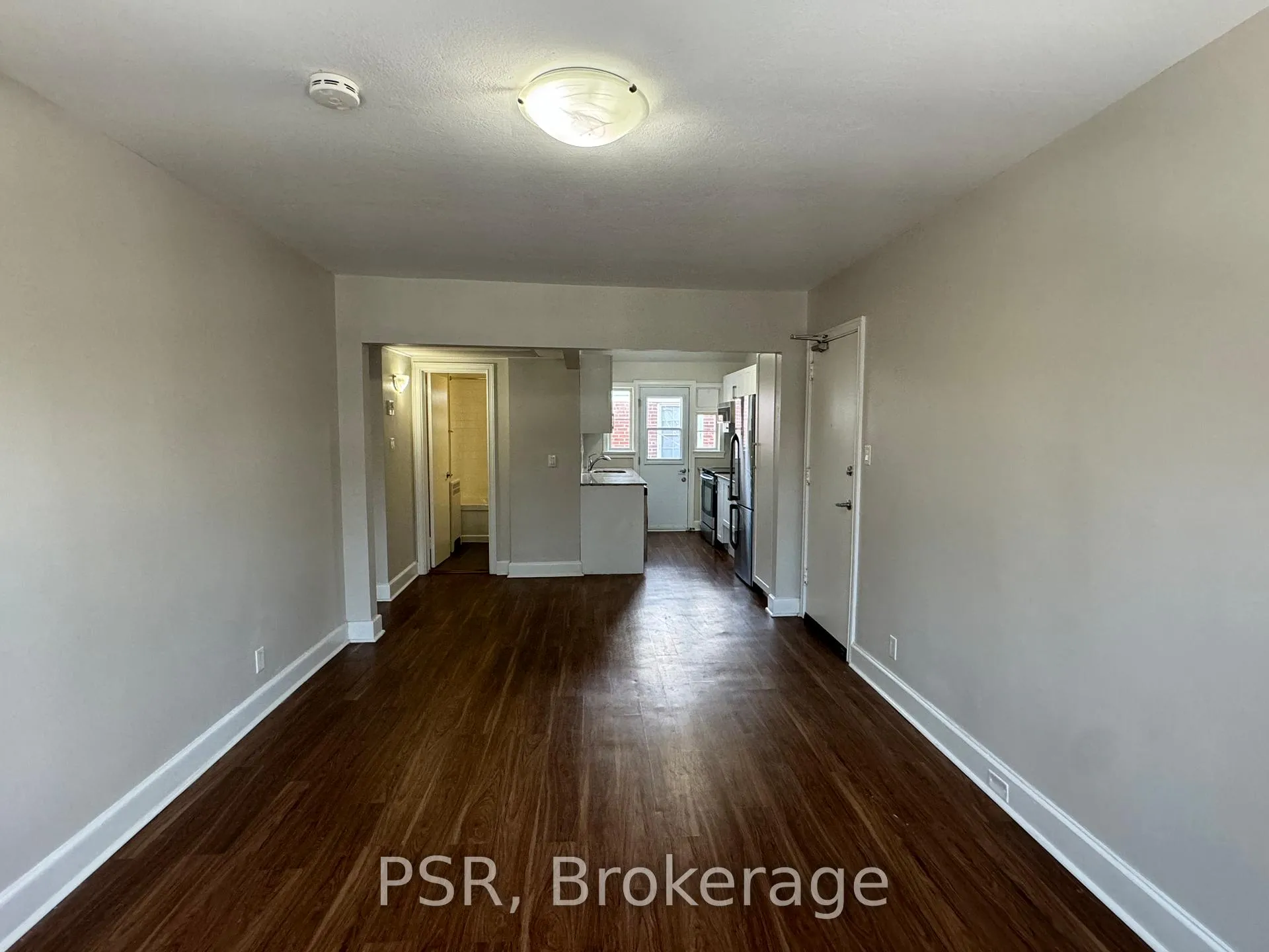 Photo 4 of Unit U03, 1351 Bayview Avenue, Toronto, Leaside — HOMEH