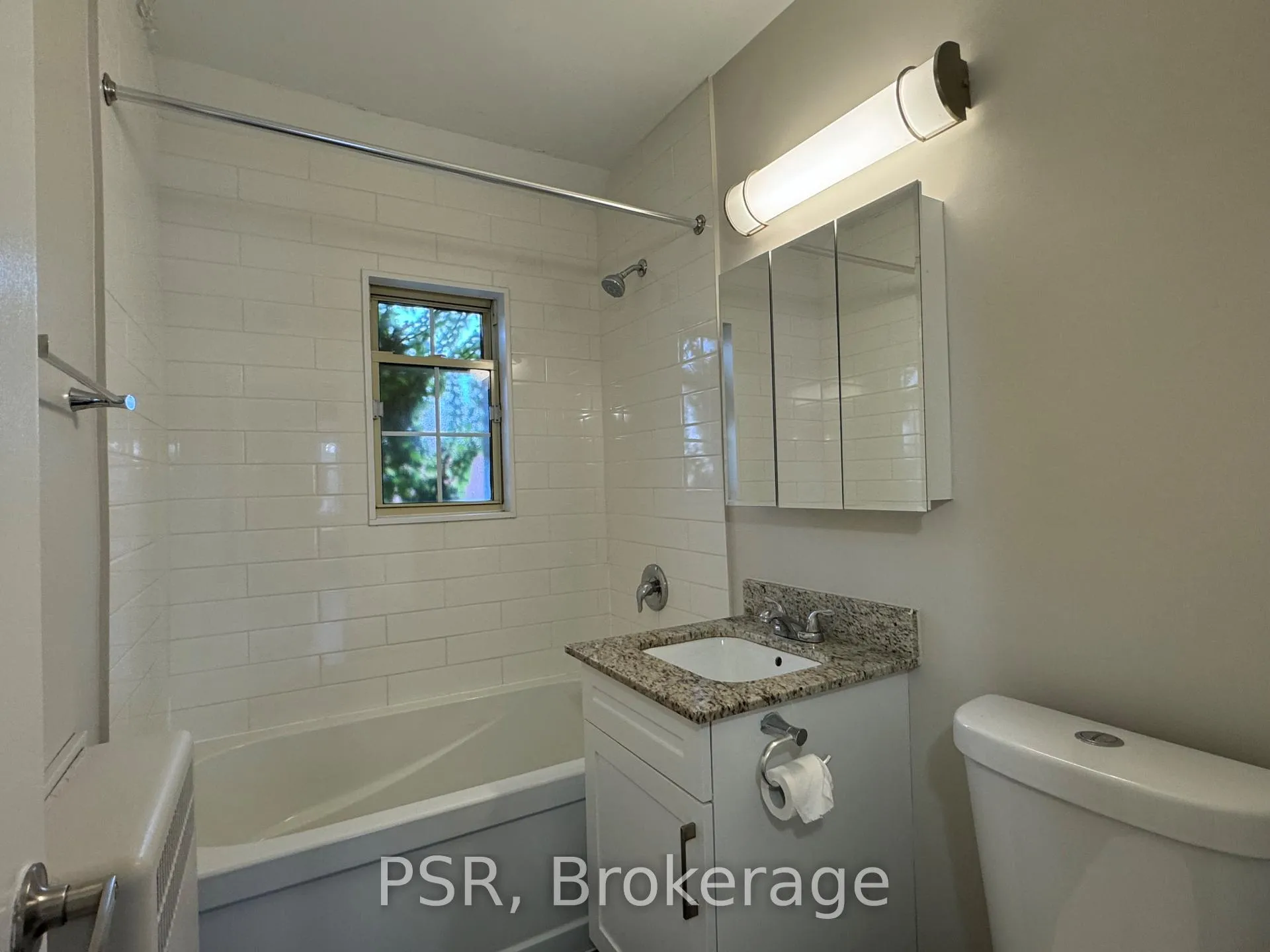 Photo 9 of Unit U03, 1351 Bayview Avenue, Toronto, Leaside — HOMEH