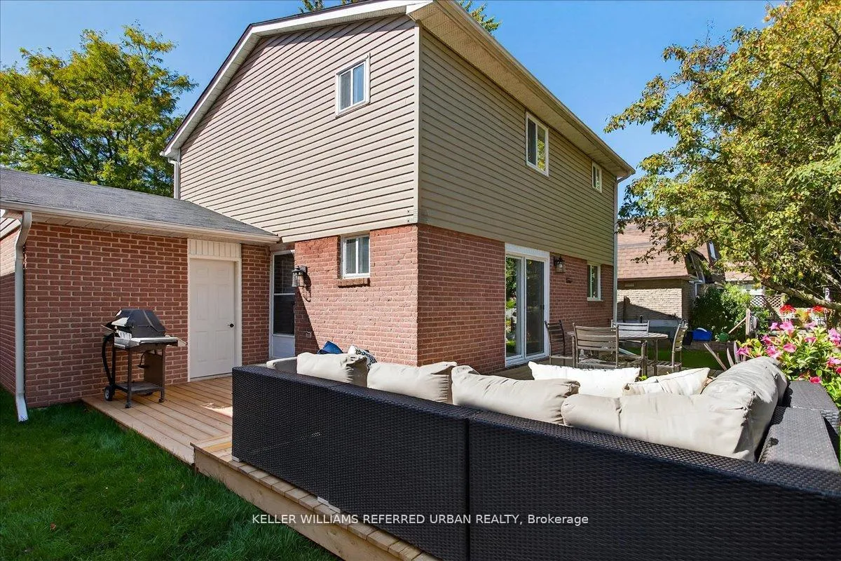 Photo 33 of 79 The Boulevard Avenue, New Tecumseth, Tottenham — HOMEH