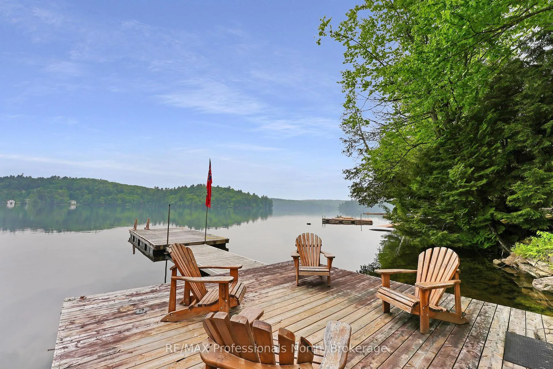 Photo 5 of 1093 Comak Crescent, Algonquin Highlands, Sherborne — HOMEH