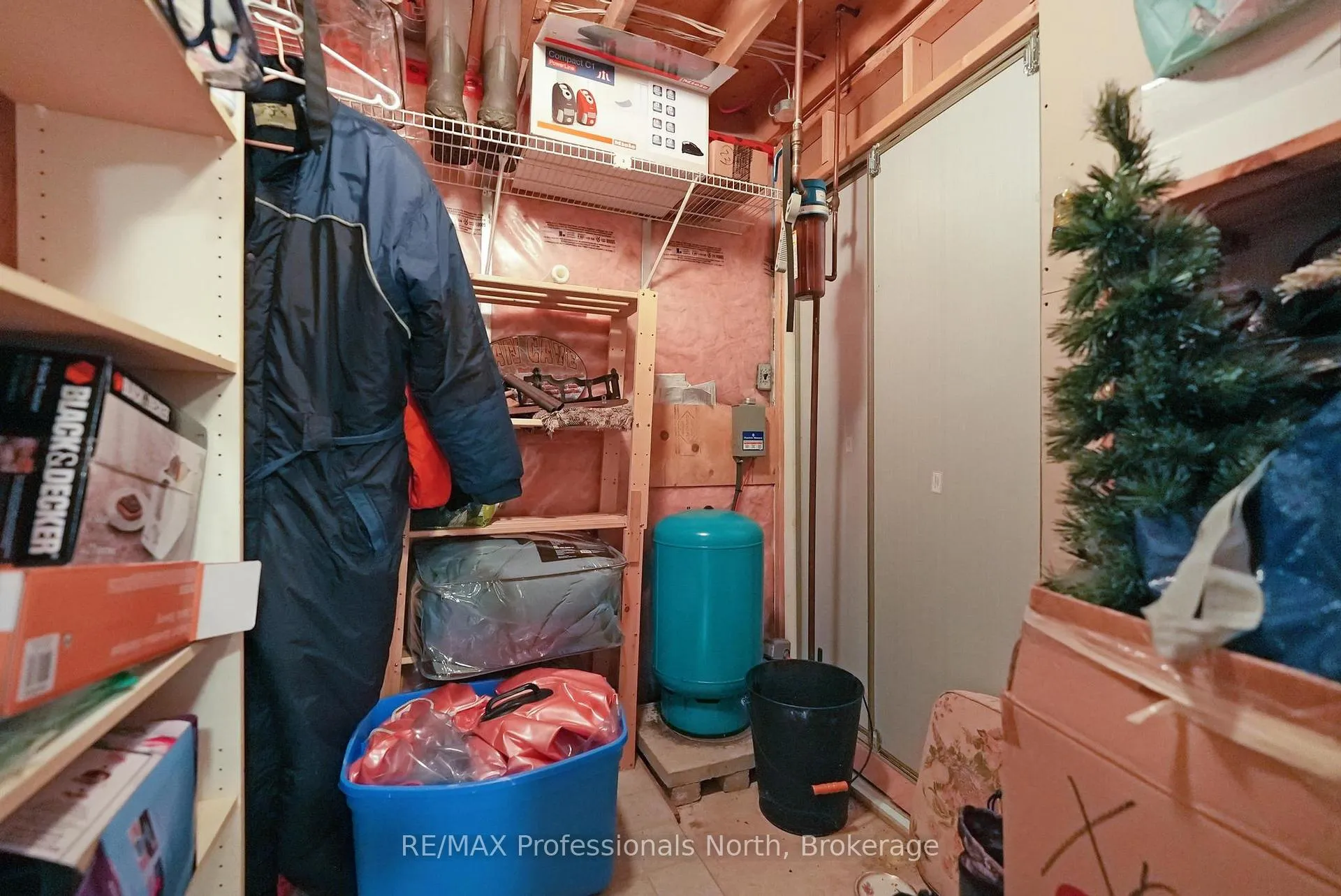 Photo 43 of 1093 Comak Crescent, Algonquin Highlands, Sherborne — HOMEH
