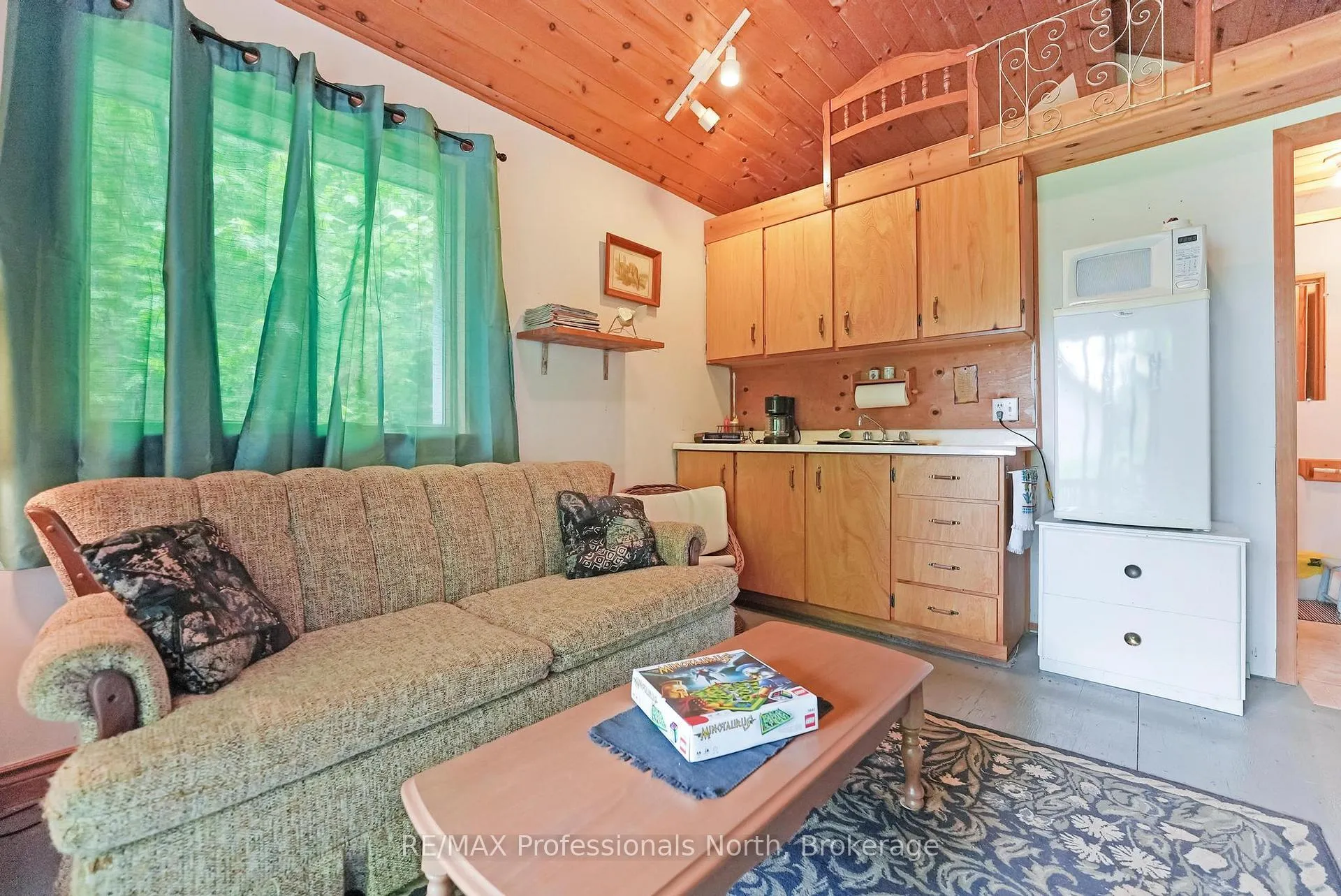 Photo 45 of 1093 Comak Crescent, Algonquin Highlands, Sherborne — HOMEH