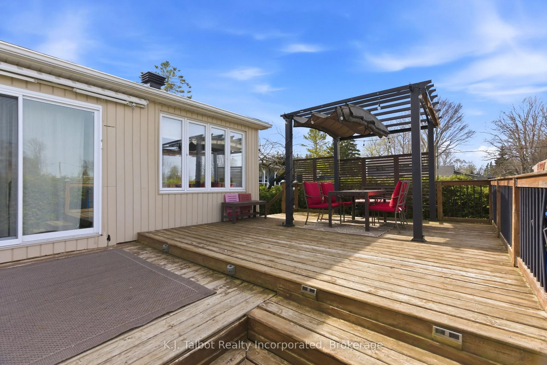 Photo 20 of 9 Ravine Park Road N, Goderich, Goderich (Town) — HOMEH
