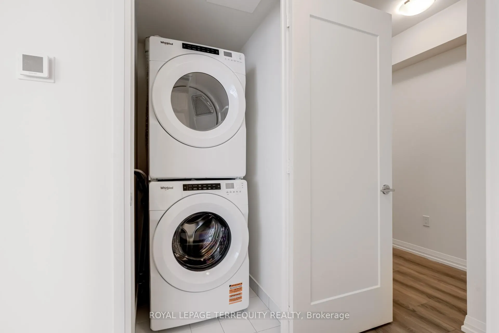 Photo 24 of Unit 811, 27 Korda Gate, Vaughan, Concord — HOMEH