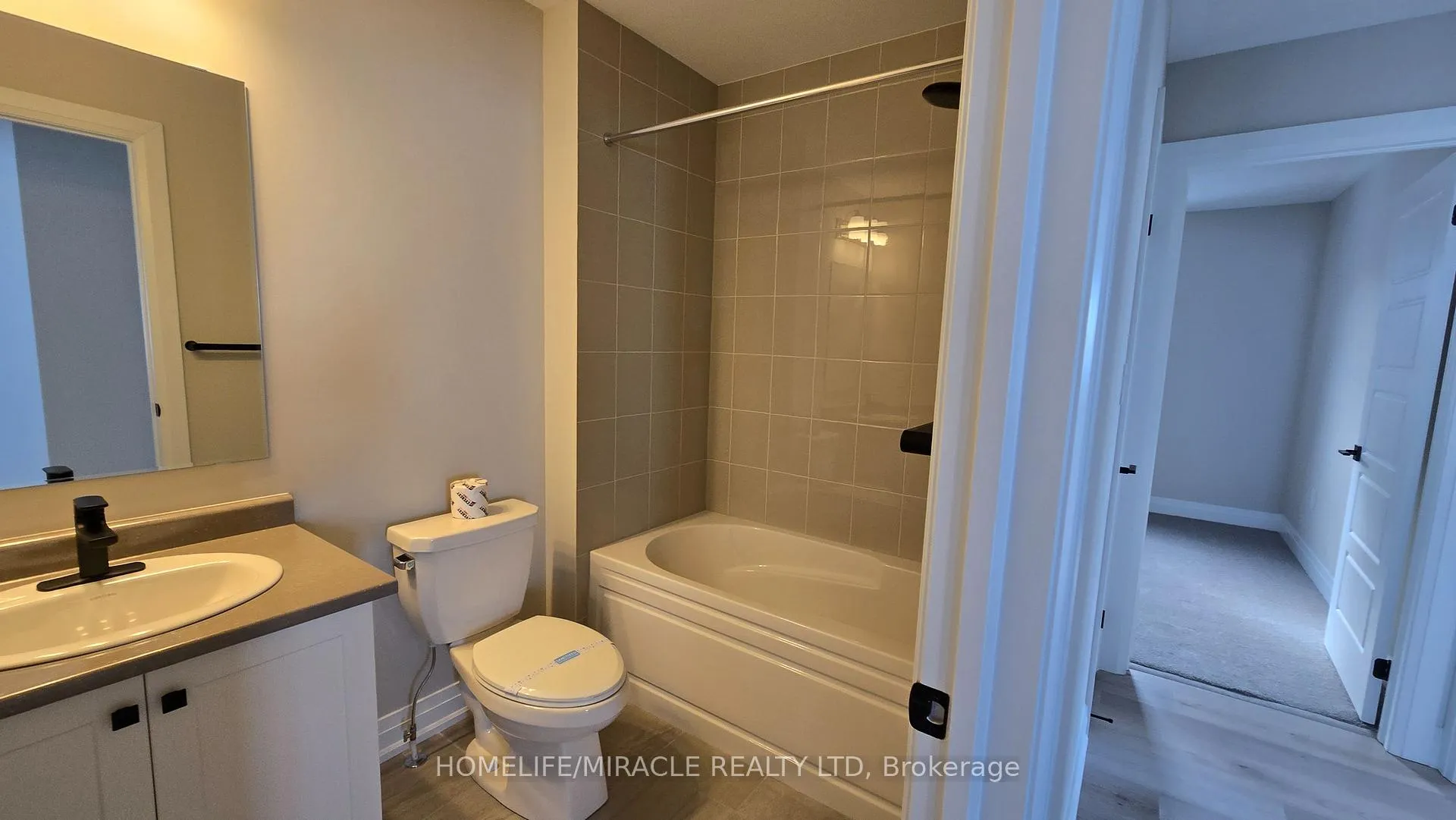 Photo 12 of 224 Greer Street, Barrie, Rural Barrie Southeast — HOMEH