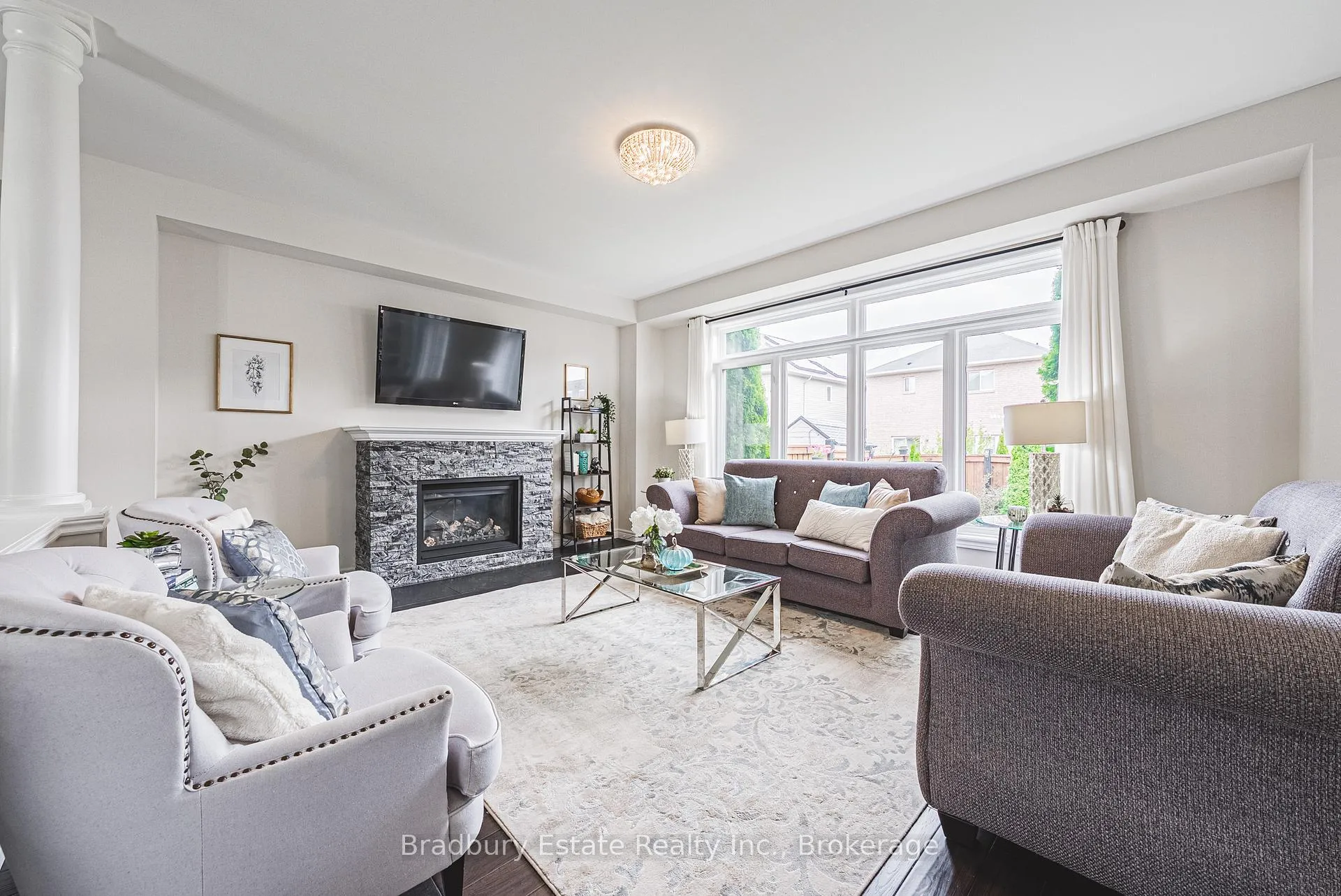 Photo 7 of 11 Weathering Heights Drive, Hamilton, Stoney Creek Mountain — HOMEH