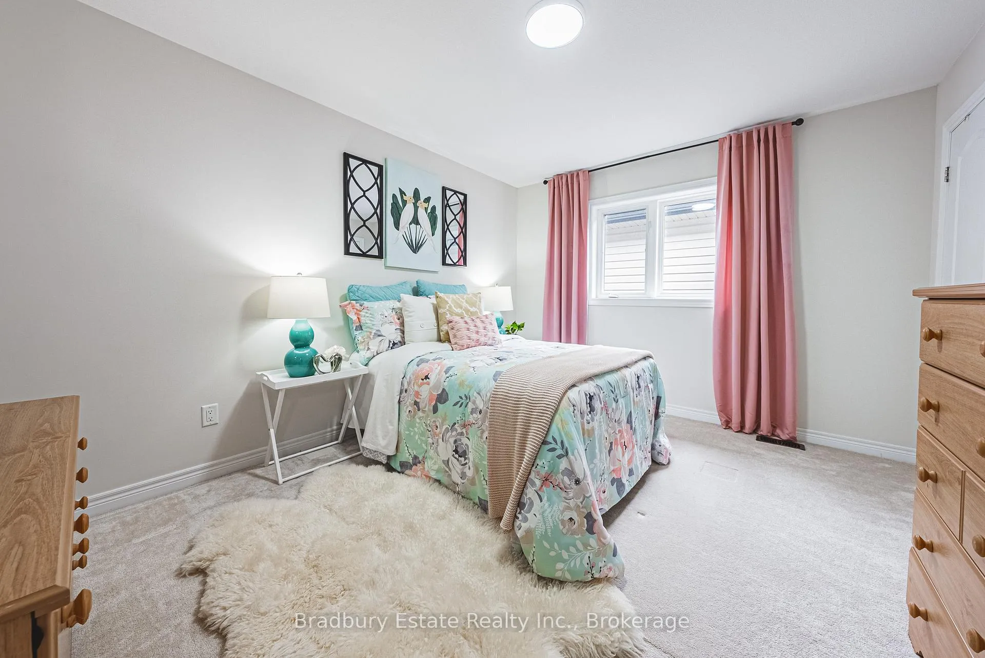 Photo 26 of 11 Weathering Heights Drive, Hamilton, Stoney Creek Mountain — HOMEH