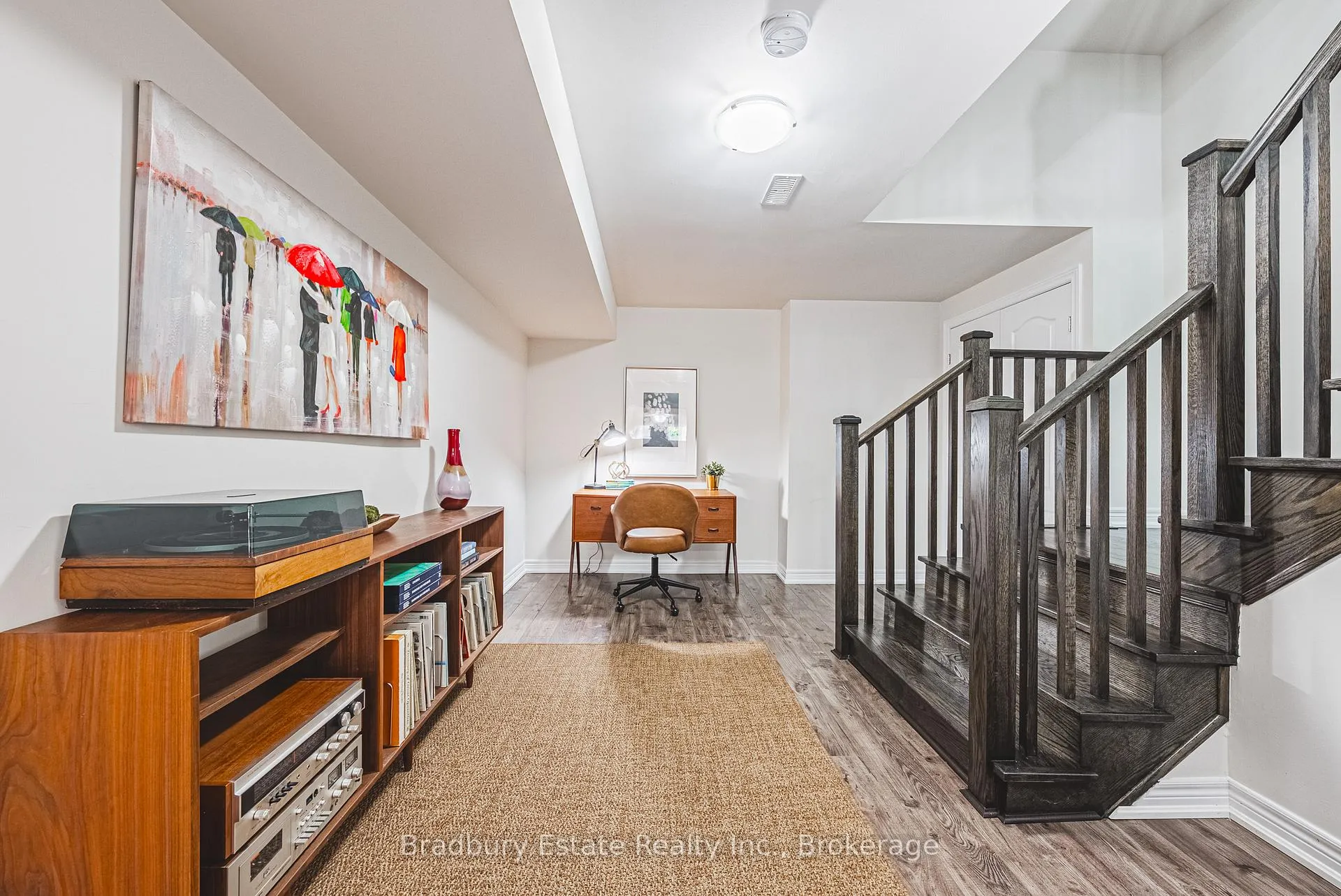 Photo 32 of 11 Weathering Heights Drive, Hamilton, Stoney Creek Mountain — HOMEH