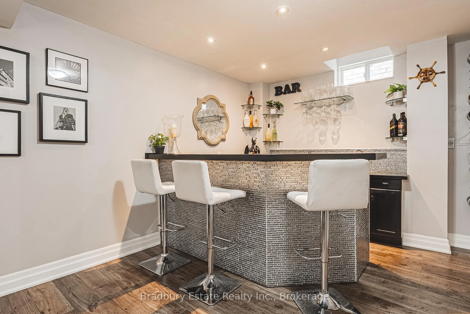 Photo 38 of 11 Weathering Heights Drive, Hamilton, Stoney Creek Mountain — HOMEH
