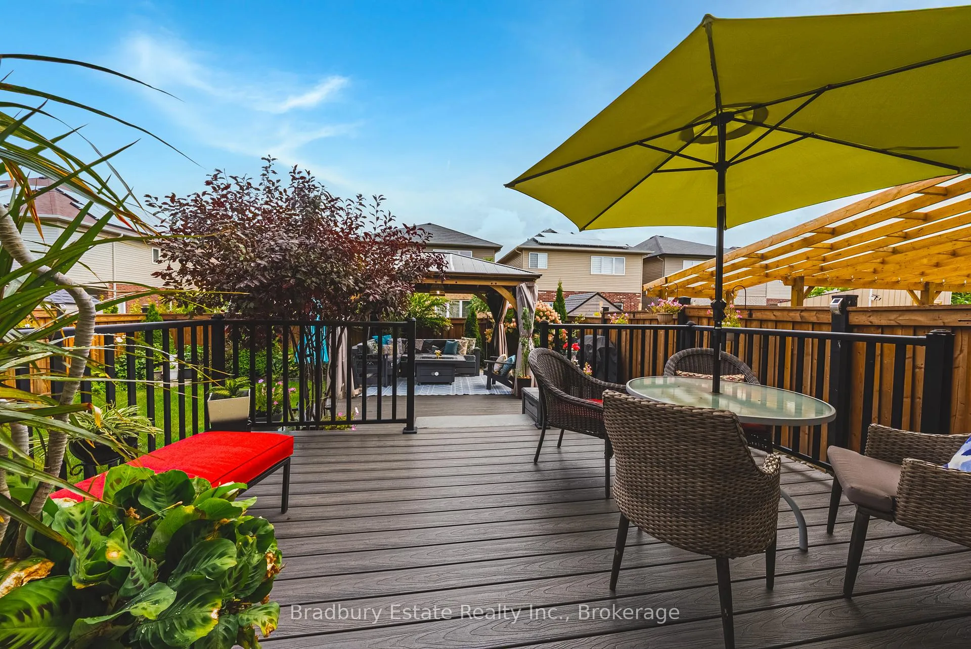 Photo 41 of 11 Weathering Heights Drive, Hamilton, Stoney Creek Mountain — HOMEH