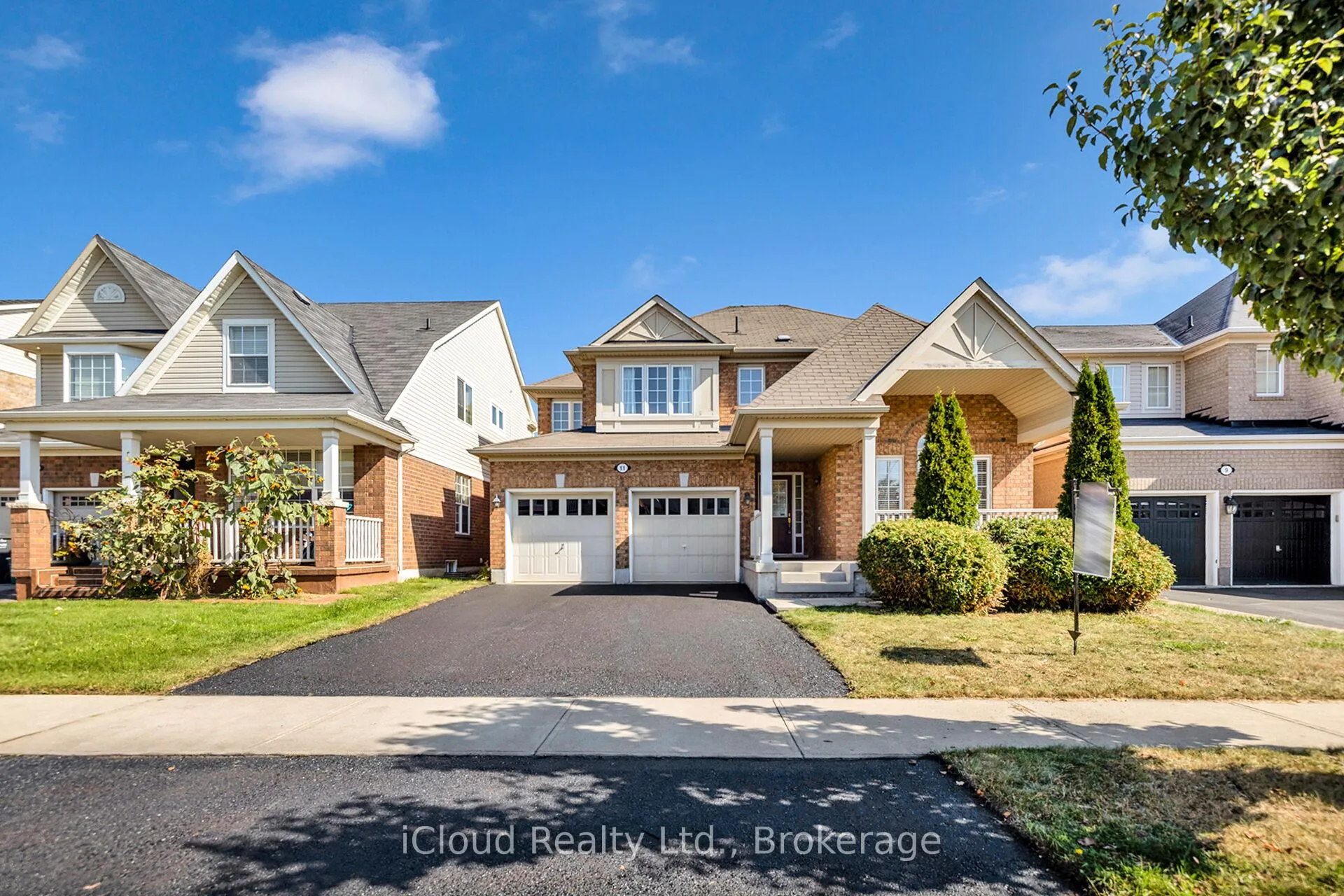 Photo 1 of 11 Bonavista Drive, Brampton, Credit Valley — HOMEH