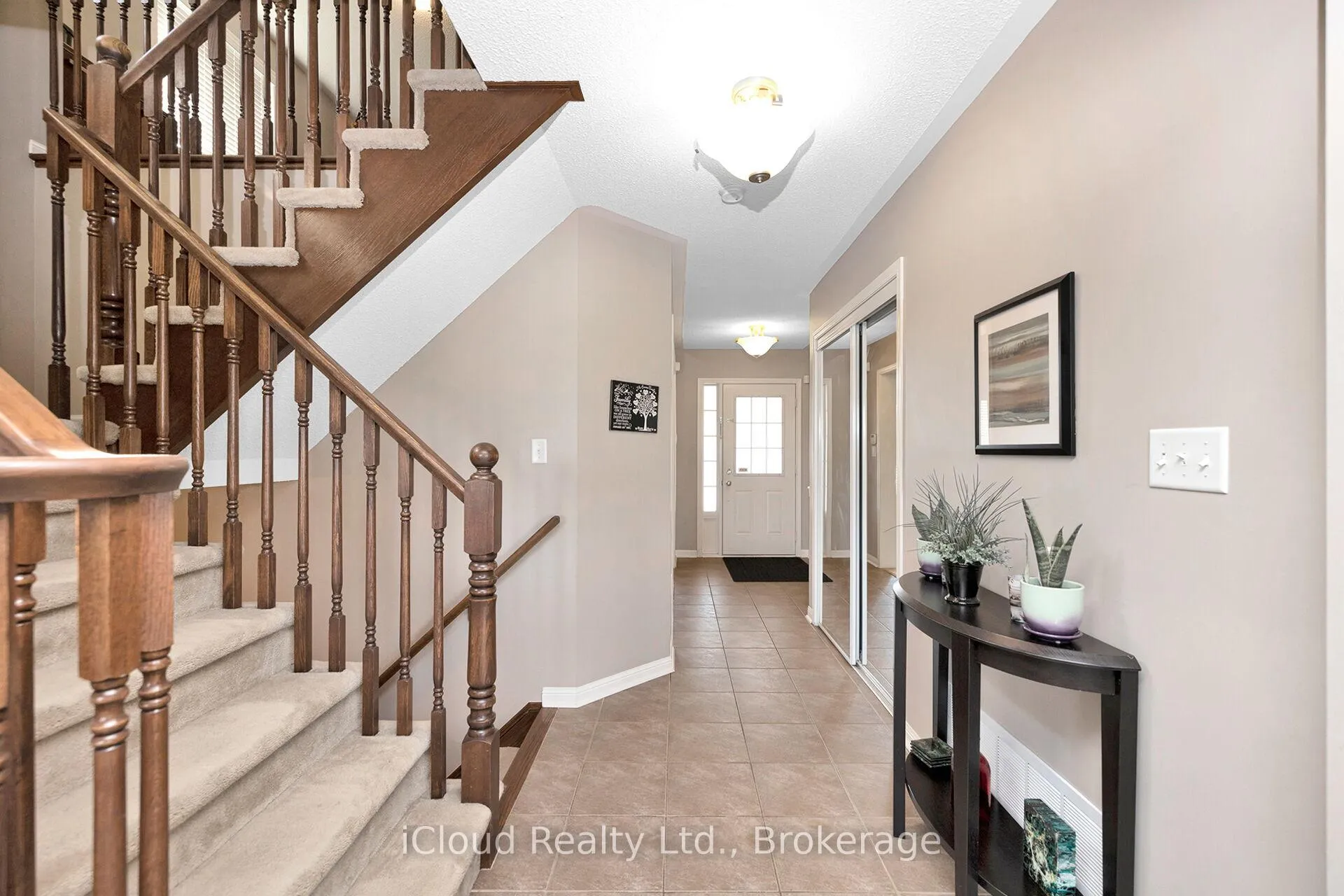Photo 20 of 11 Bonavista Drive, Brampton, Credit Valley — HOMEH