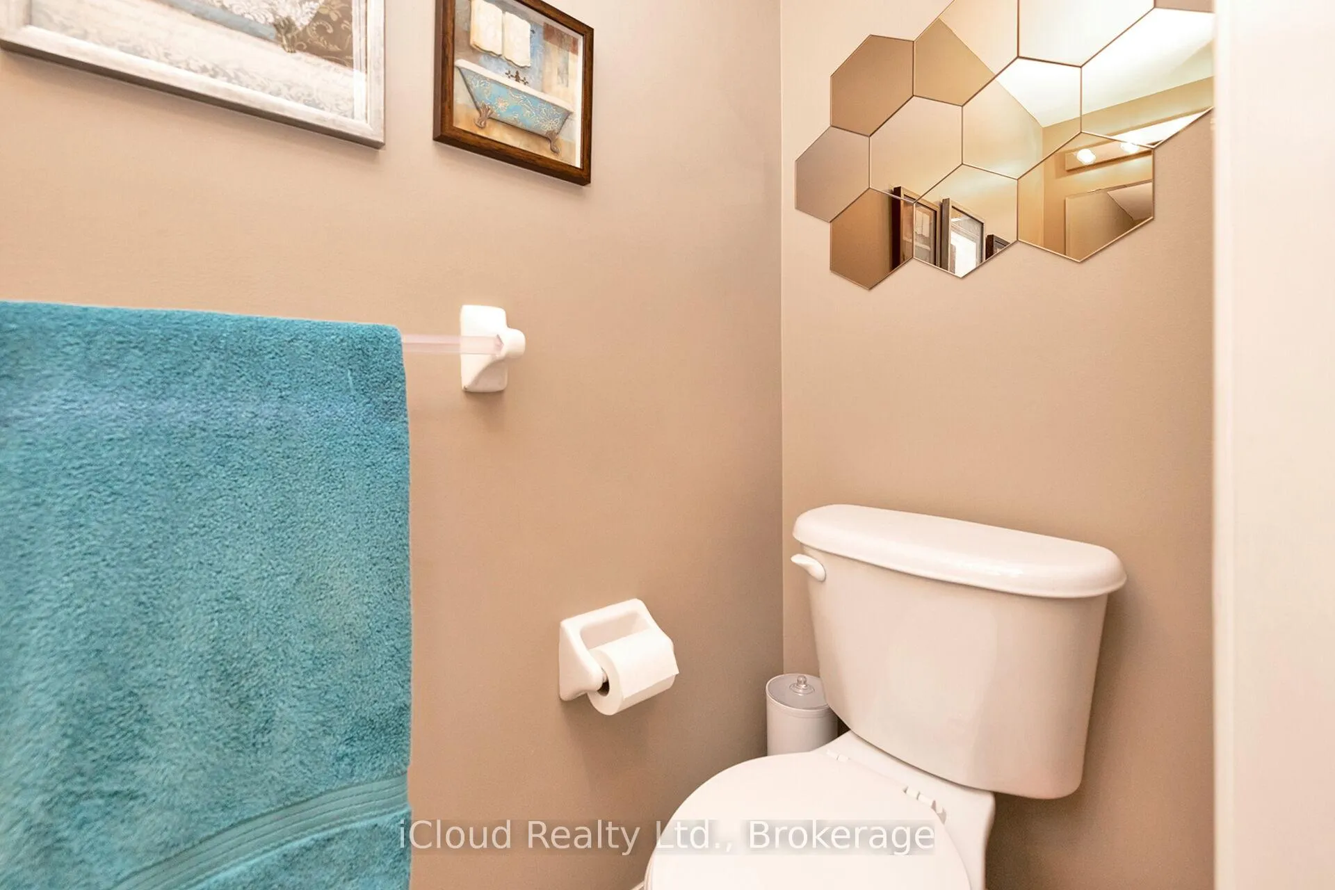 Photo 22 of 11 Bonavista Drive, Brampton, Credit Valley — HOMEH