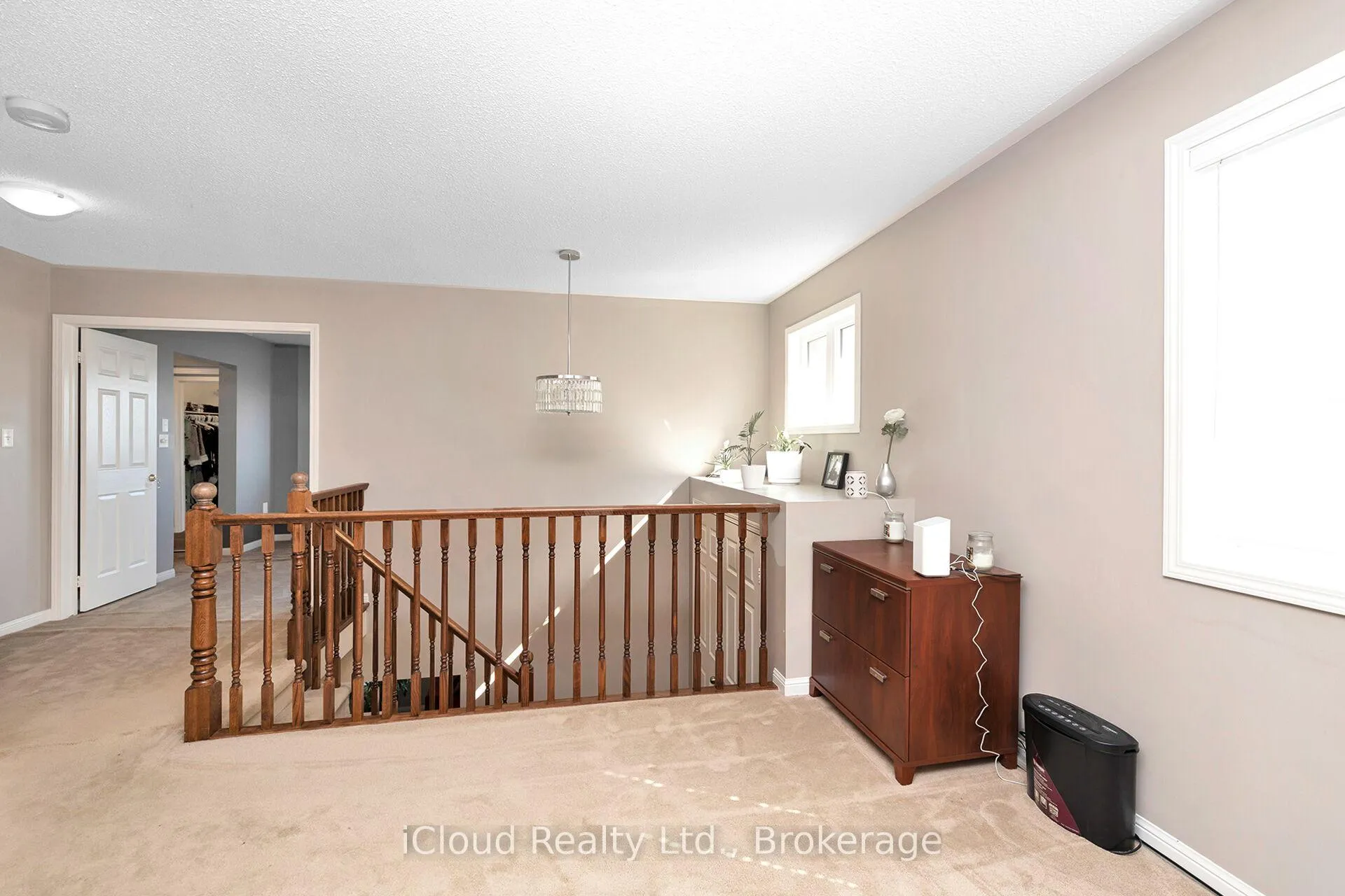 Photo 24 of 11 Bonavista Drive, Brampton, Credit Valley — HOMEH