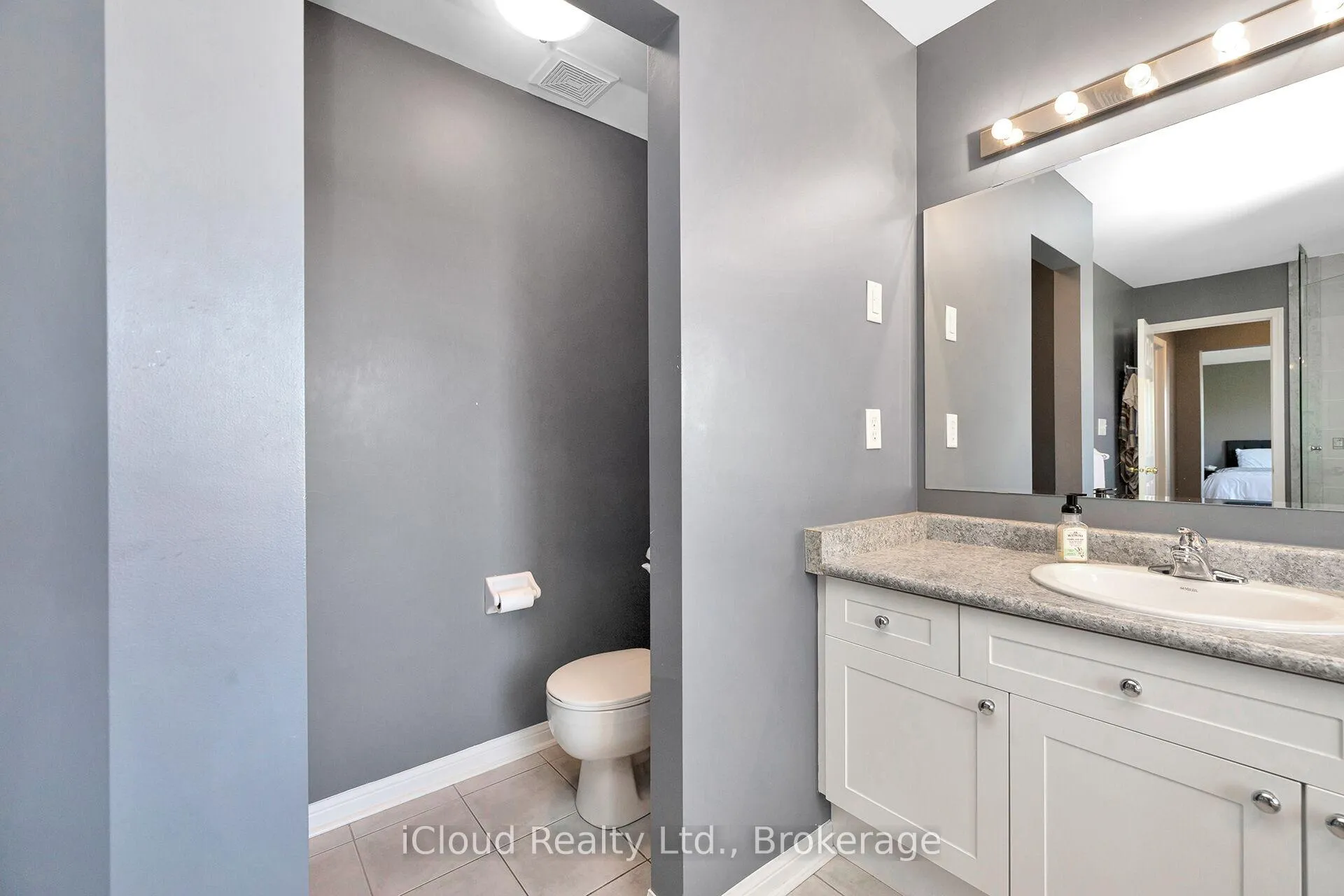 Photo 33 of 11 Bonavista Drive, Brampton, Credit Valley — HOMEH